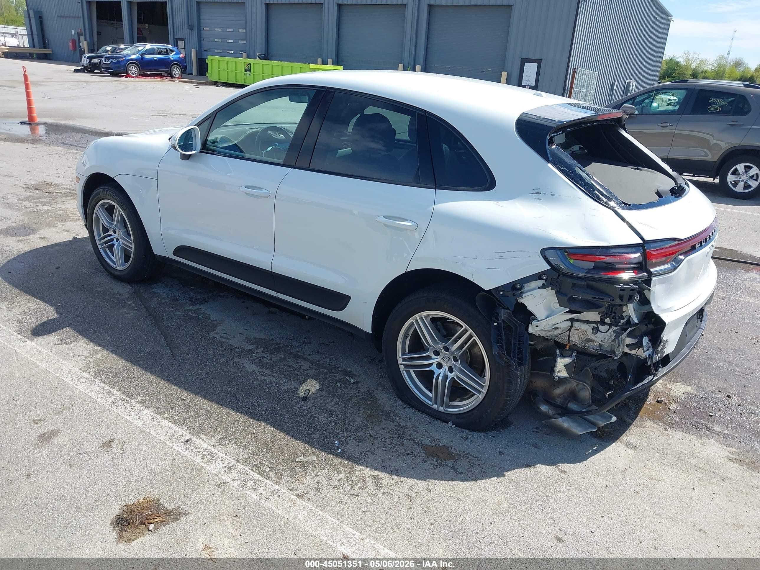 2020 Porsche Macan VIN WP1AB2A58LLB33644 IAAI salvage auction — Rear End, Salvage (Indiana), sold $11,200 on 2026-07-03 (photo 3)