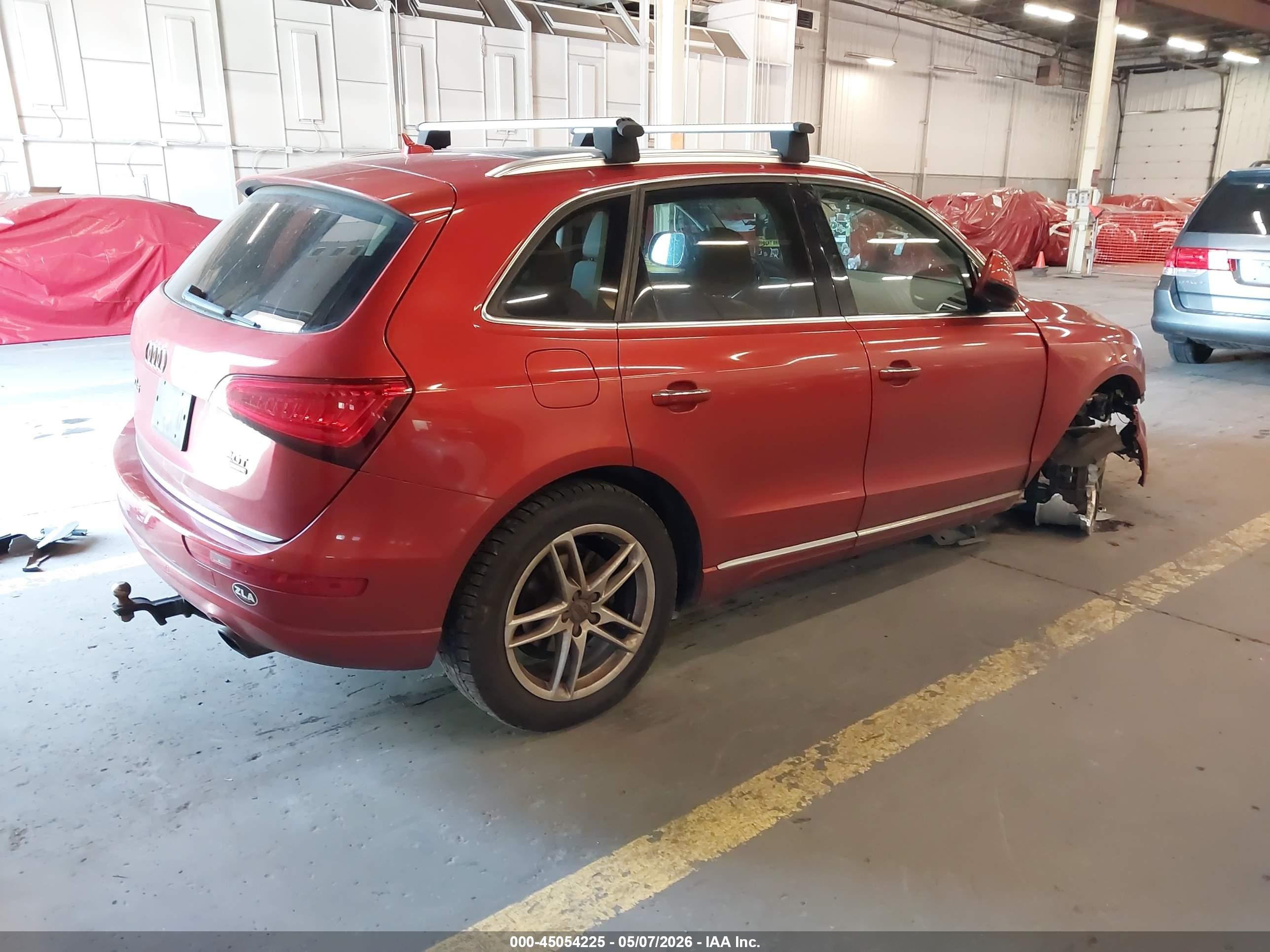 2015 Audi Q5 VIN WA1LFAFP5FA108665 IAAI salvage auction — Unknown, Salvage (Oregon), sold $2,150 on 2026-07-09 (photo 4)