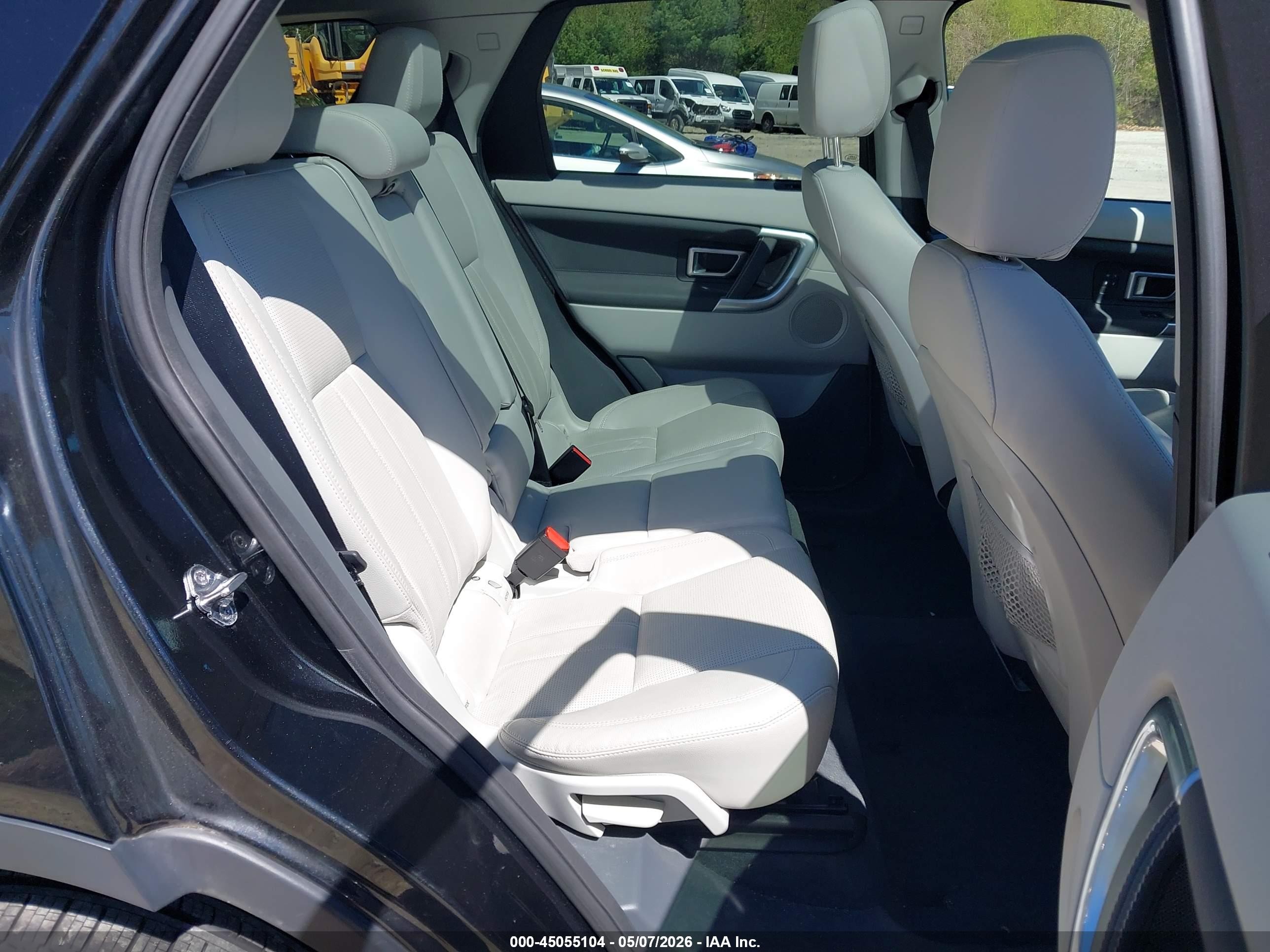 2016 Land Rover Discovery Sport VIN SALCR2BG2GH553603 IAAI salvage auction — Side, Salvage (Massachusetts), sold $2,775 on 2026-06-30 (photo 8)