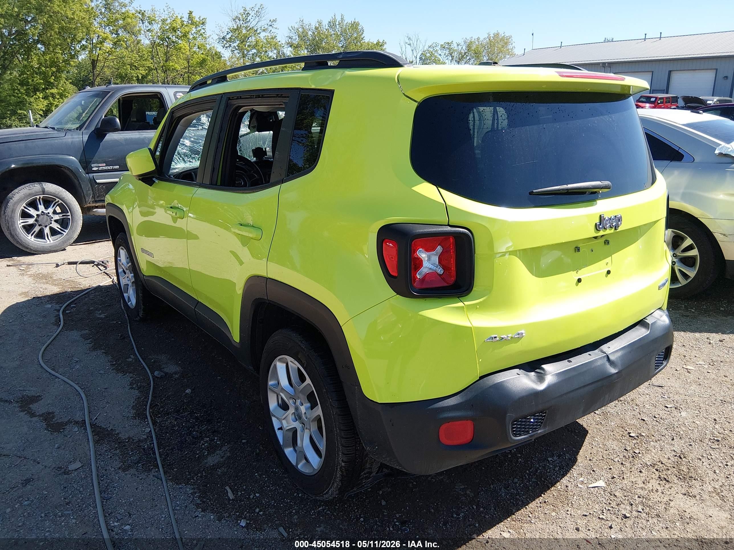 2017 Jeep Renegade VIN ZACCJBBB3HPF30201 IAAI salvage auction — Top/Roof, Salvage (Indiana), sold $1,950 on 2026-09-09 (photo 3)