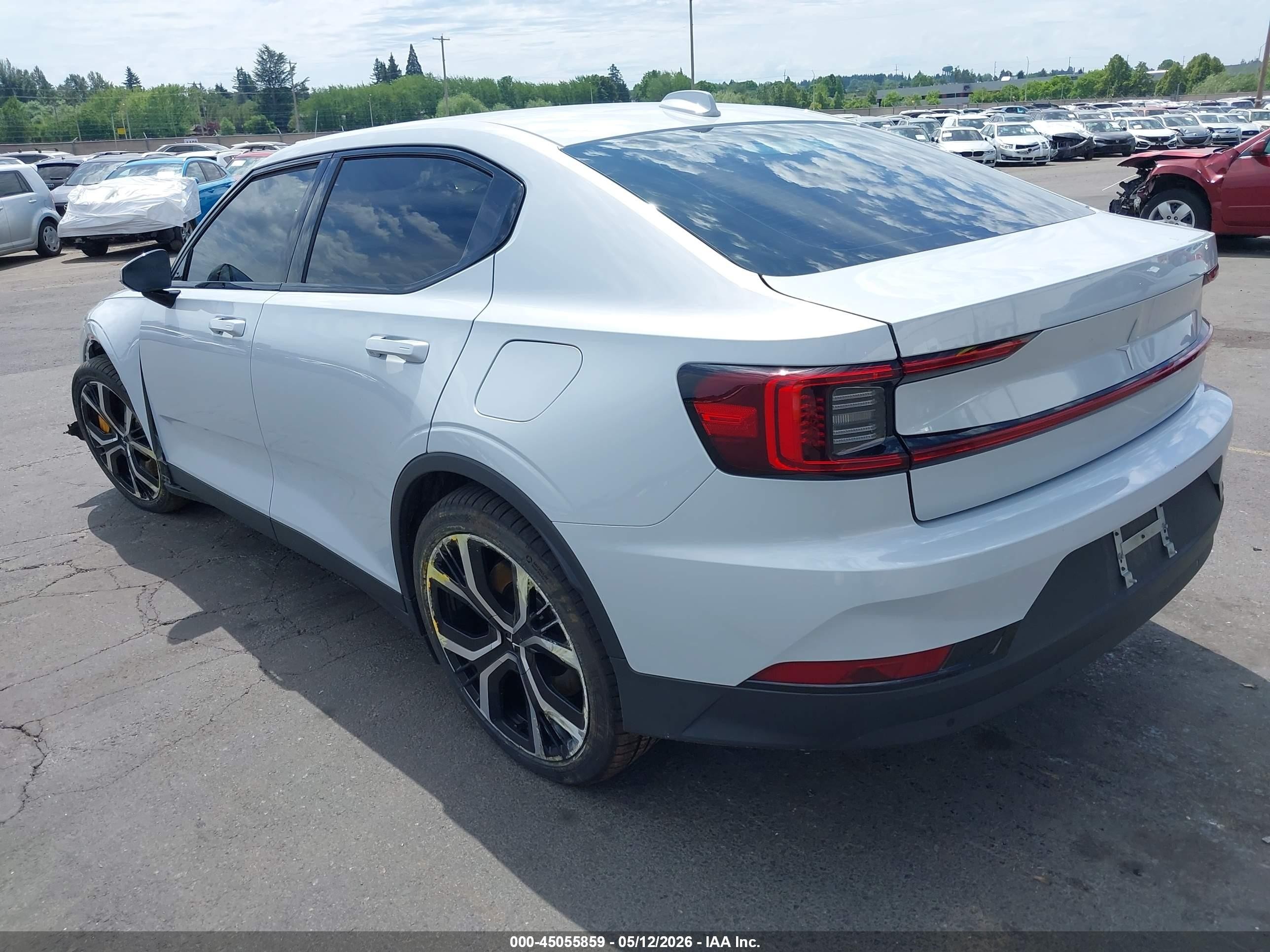 2022 Polestar 2 VIN LPSED3KA5NL060260 IAAI salvage auction — Side, Salvage (Oregon), sold $8,825 on 2026-08-20 (photo 3)