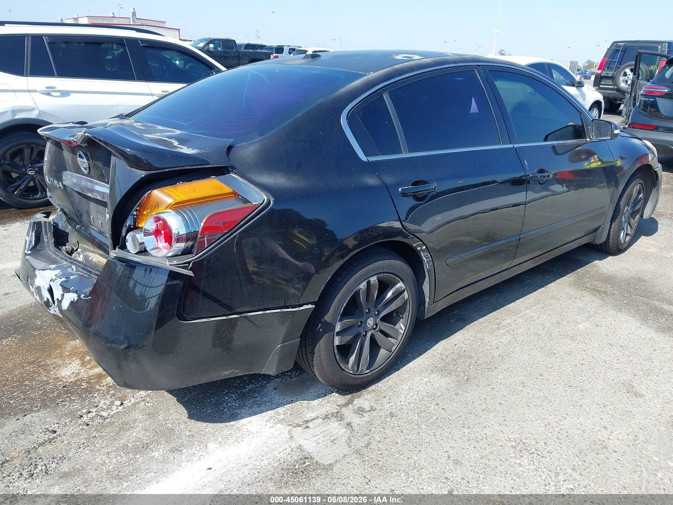 2010 Nissan Altima VIN 1N4BL2AP1AN533914 IAAI salvage auction — Front & Rear, Salvage (California), sold $425 on 2026-07-09 (photo 4)
