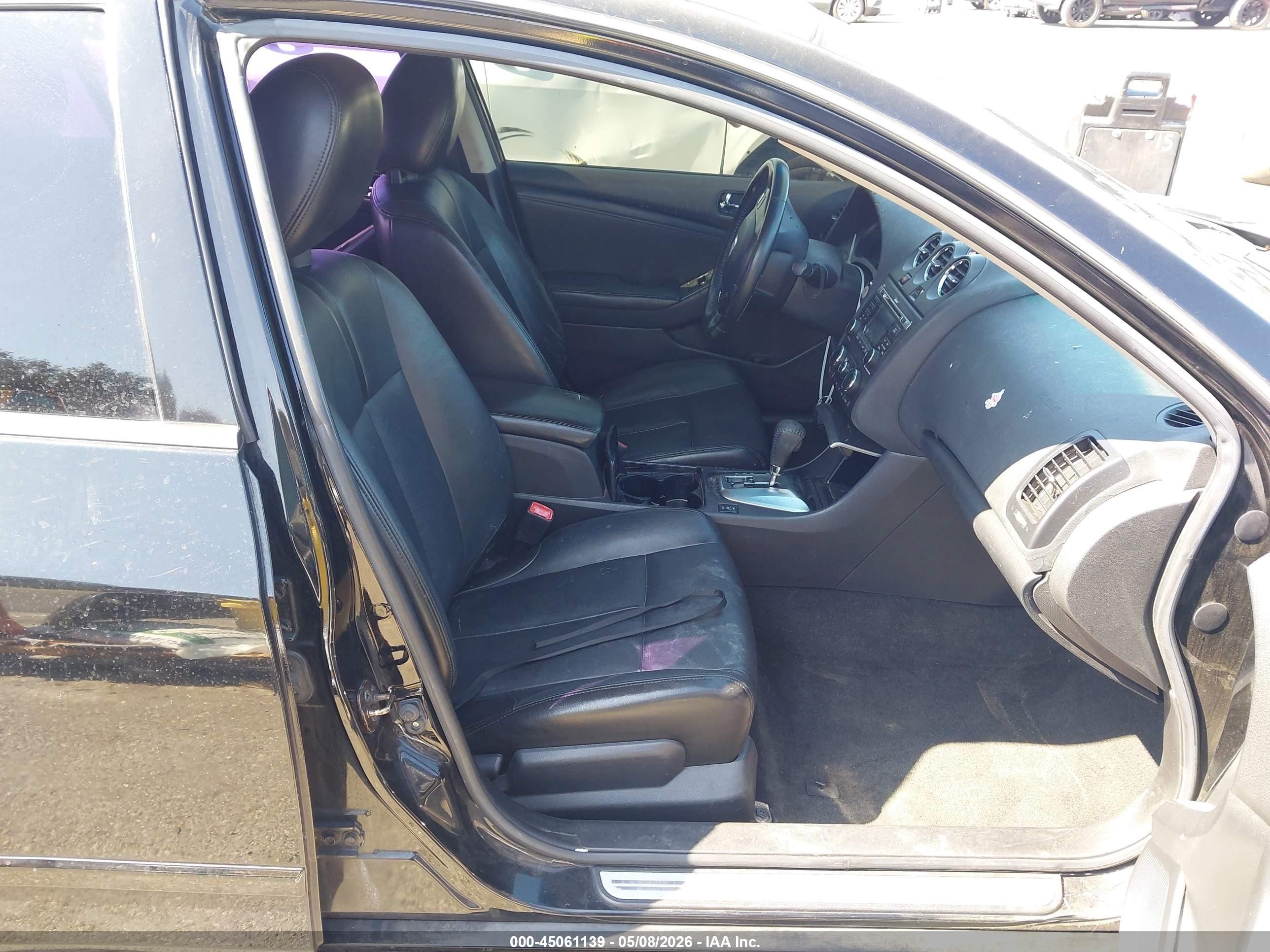 2010 Nissan Altima VIN 1N4BL2AP1AN533914 IAAI salvage auction — Front & Rear, Salvage (California), sold $425 on 2026-07-09 (photo 5)