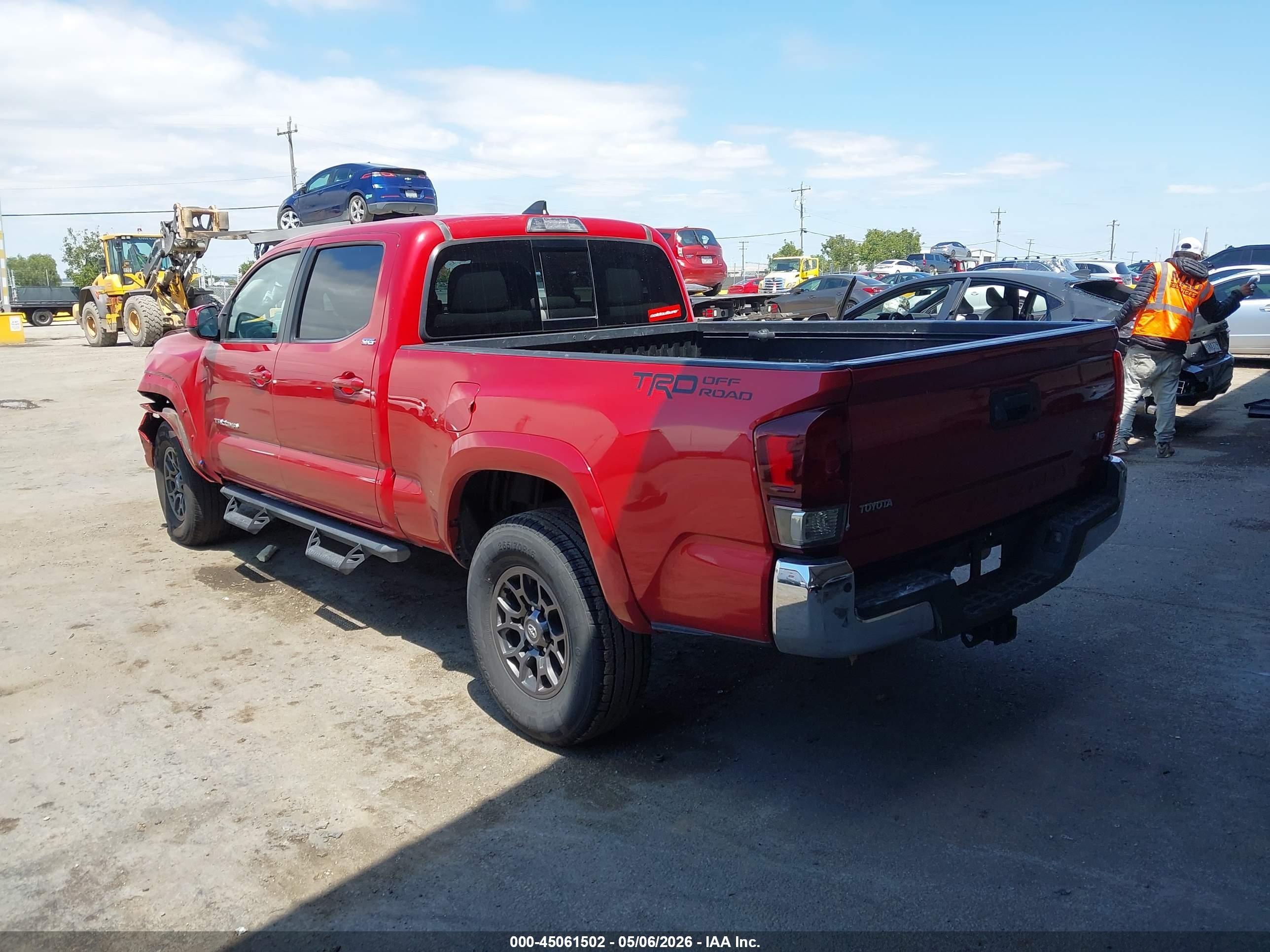 2018 Toyota Tacoma VIN 3TMBZ5DN0JM012391 IAAI salvage auction — Unknown, Salvage (California), sold $8,550 on 2026-07-09 (photo 3)
