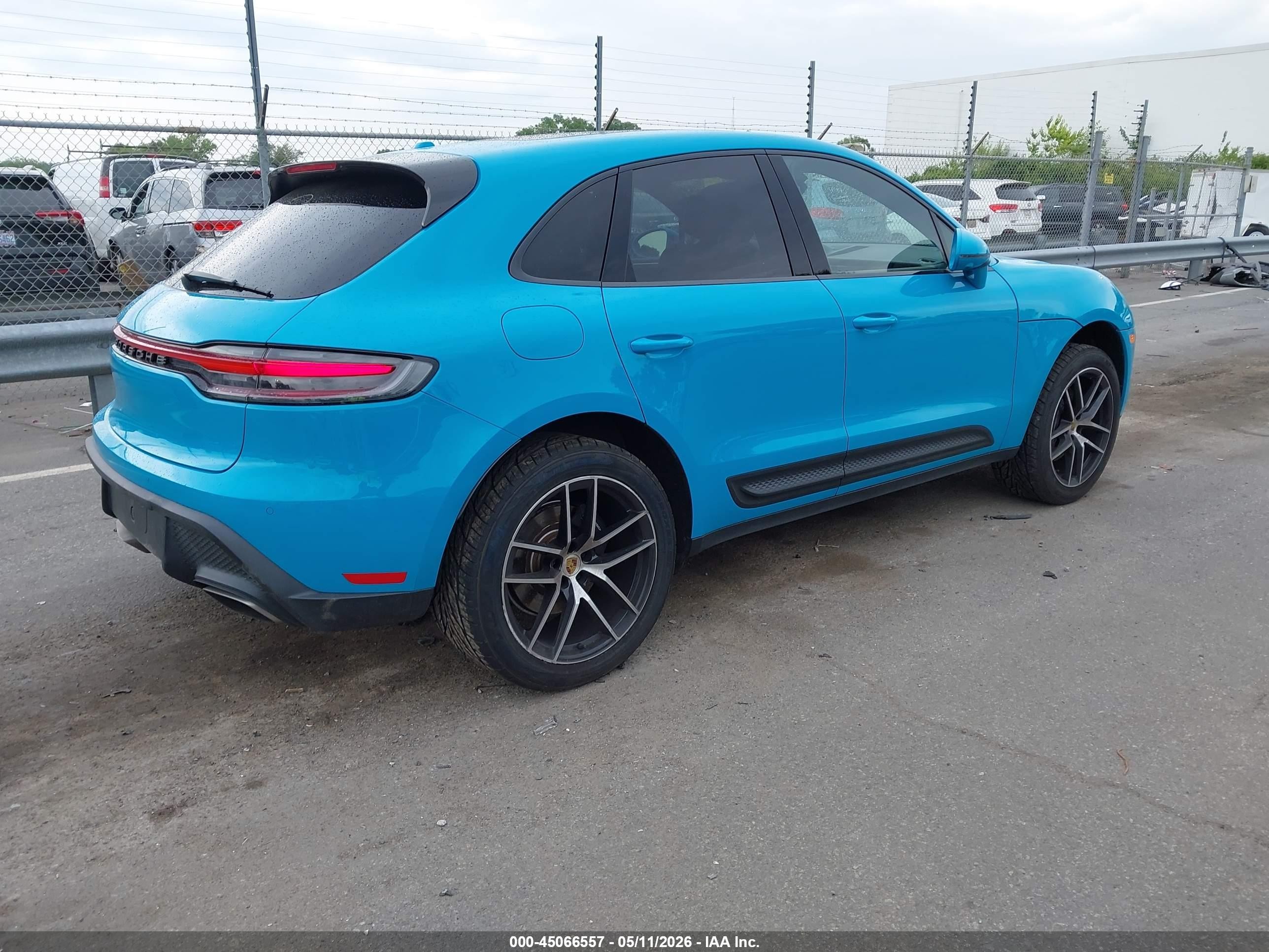 2022 Porsche Macan VIN WP1AA2A54NLB06334 IAAI salvage auction — Rear End, Salvage (Idaho), sold $19,100 on 2026-08-21 (photo 4)