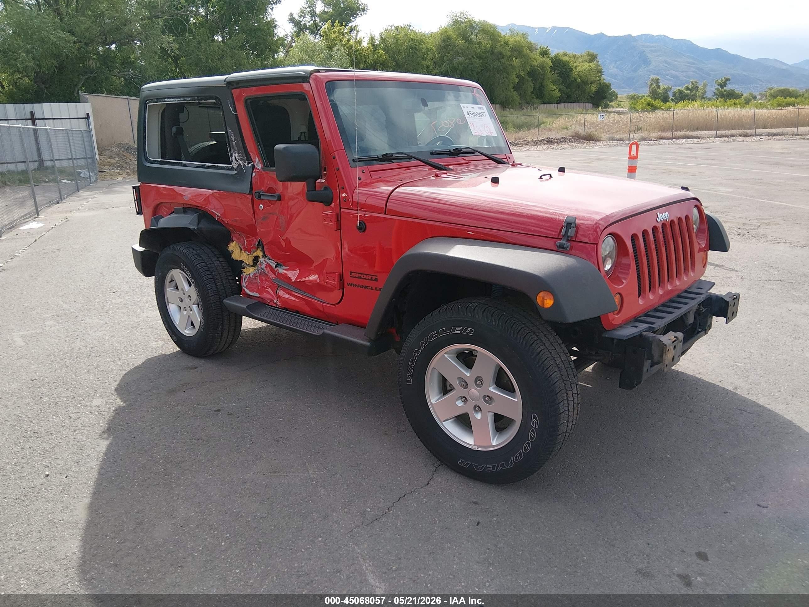2013 Jeep Wrangler VIN 1C4AJWAGXDL677562 IAAI salvage auction — Side, Salvage (Utah), sold $5,450 on 2026-07-09 (photo 1)