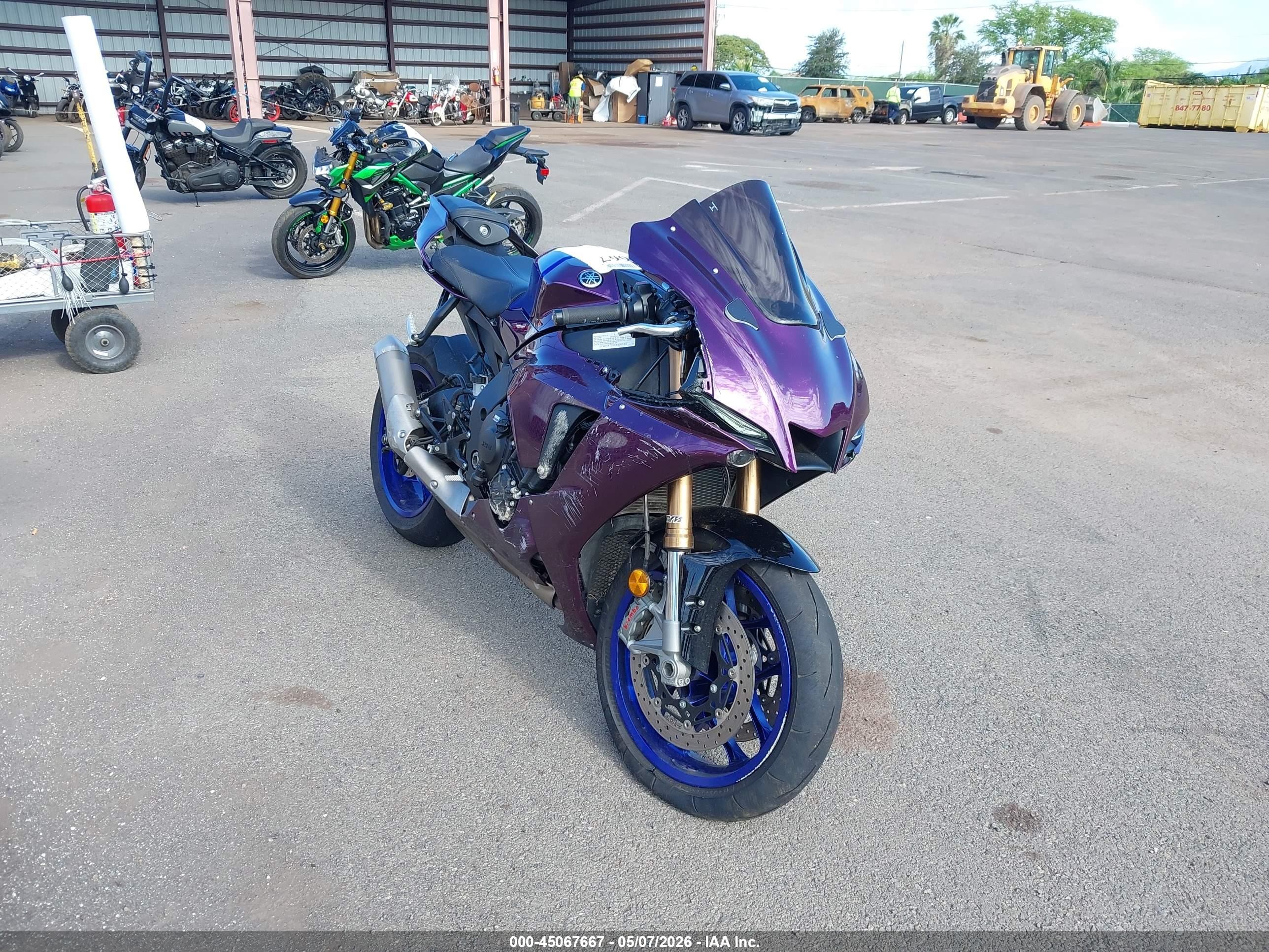 2025 Yamaha YZF1000 VIN JYARNA7E0SA000525 — IAAI salvage auction photo