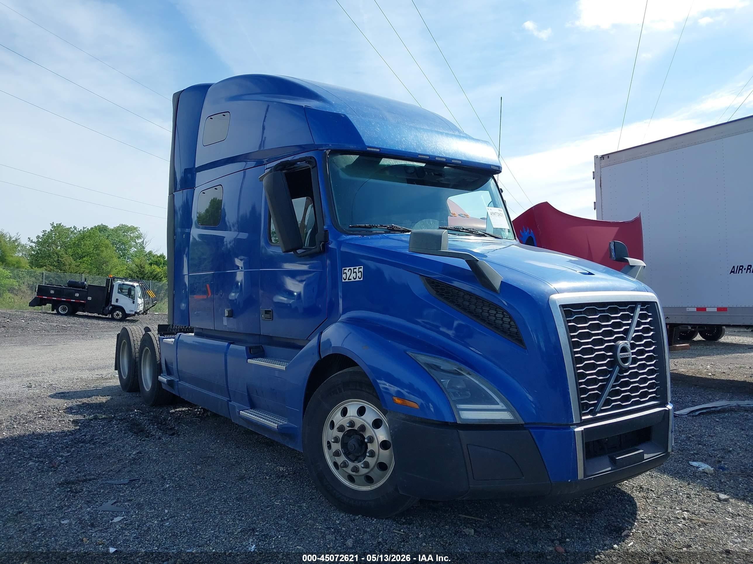 2020 Volvo VNL VIN 4V4NC9EH3LN251249 — IAAI salvage auction photo