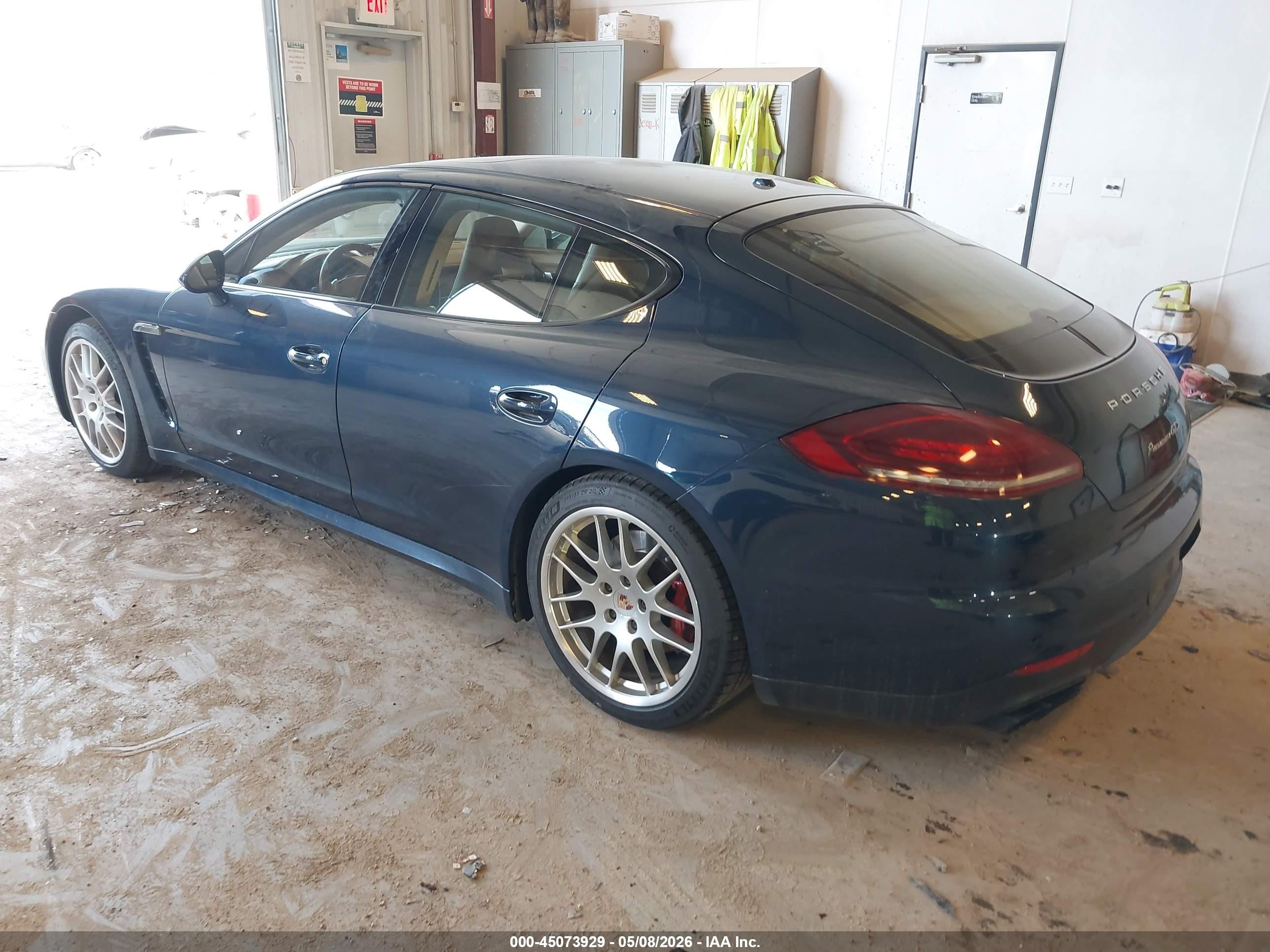 2014 Porsche Panamera VIN WP0AF2A78EL083371 IAAI salvage auction — Engine Damage, Salvage (Montana), sold $3,375 on 2026-07-07 (photo 3)