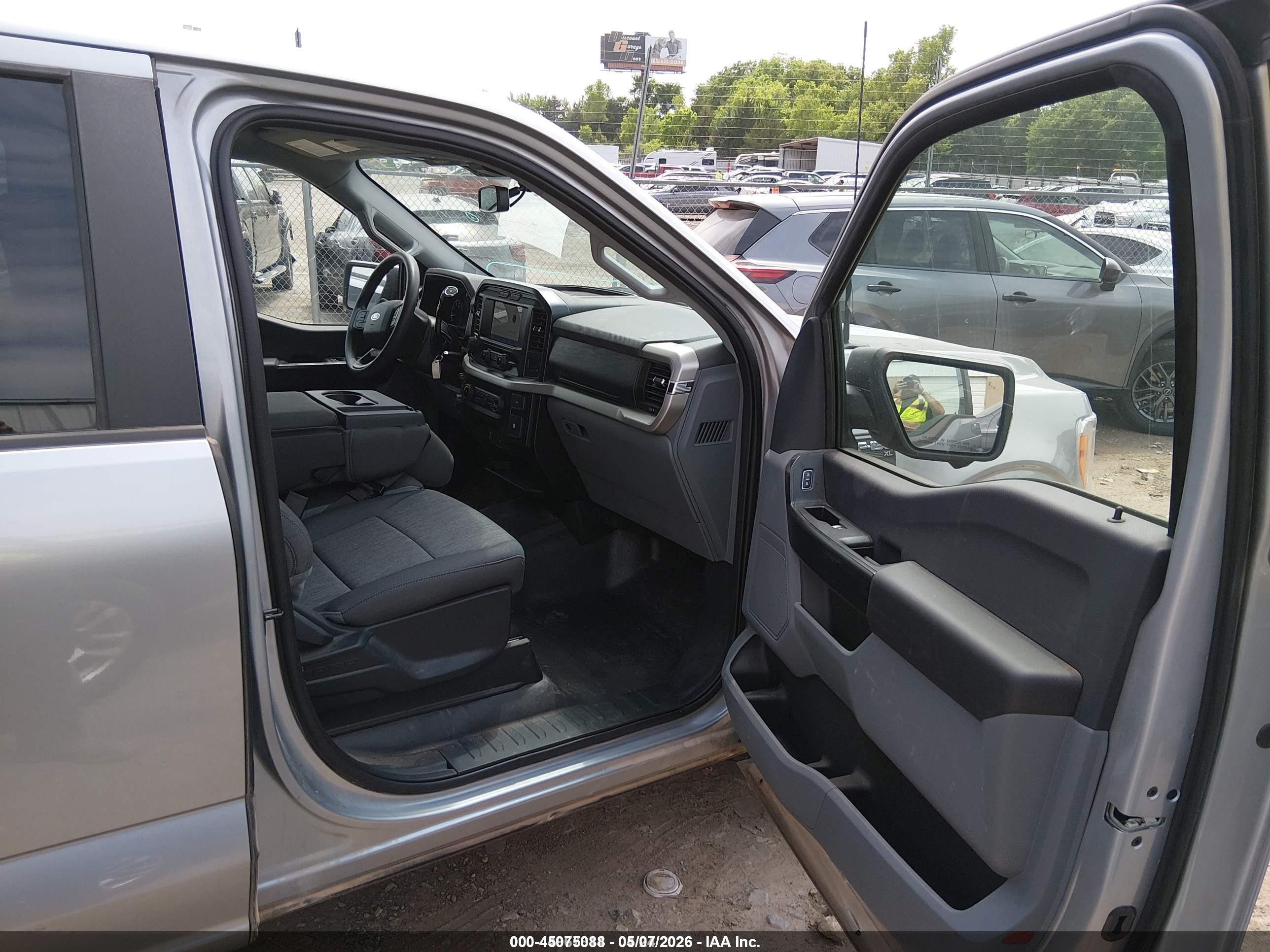 2021 Ford F-150 VIN 1FTEW1EB5MKE48359 IAAI salvage auction — Normal Wear, SF97 (Oklahoma), sold $19,775 on 2026-07-09 (photo 5)