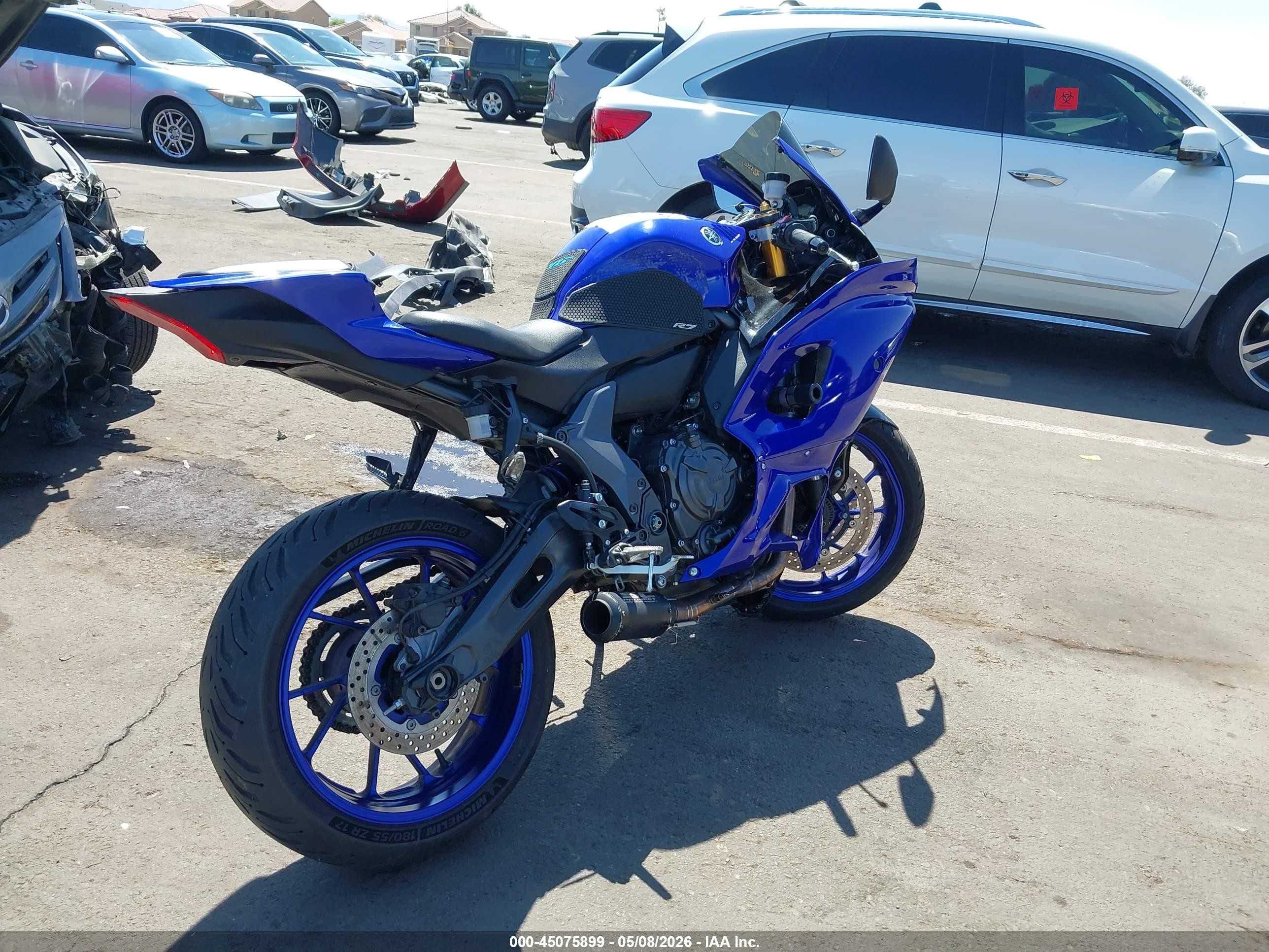 2025 Yamaha YZFR7 VIN JYARM38E8SA015755 IAAI salvage auction — Front End, Salvage (Arizona), sold $3,000 on 2026-07-07 (photo 4)