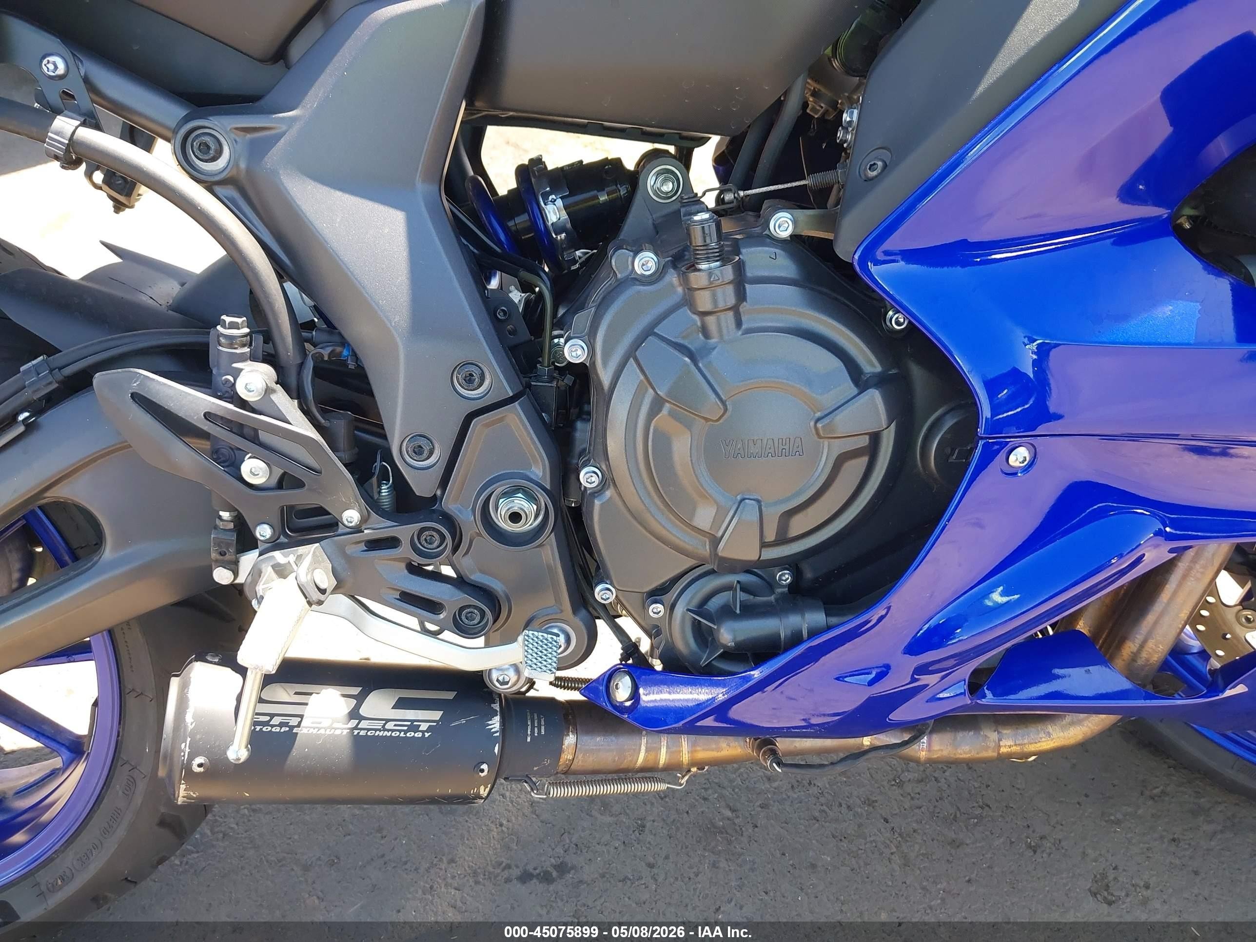 2025 Yamaha YZFR7 VIN JYARM38E8SA015755 IAAI salvage auction — Front End, Salvage (Arizona), sold $3,000 on 2026-07-07 (photo 8)