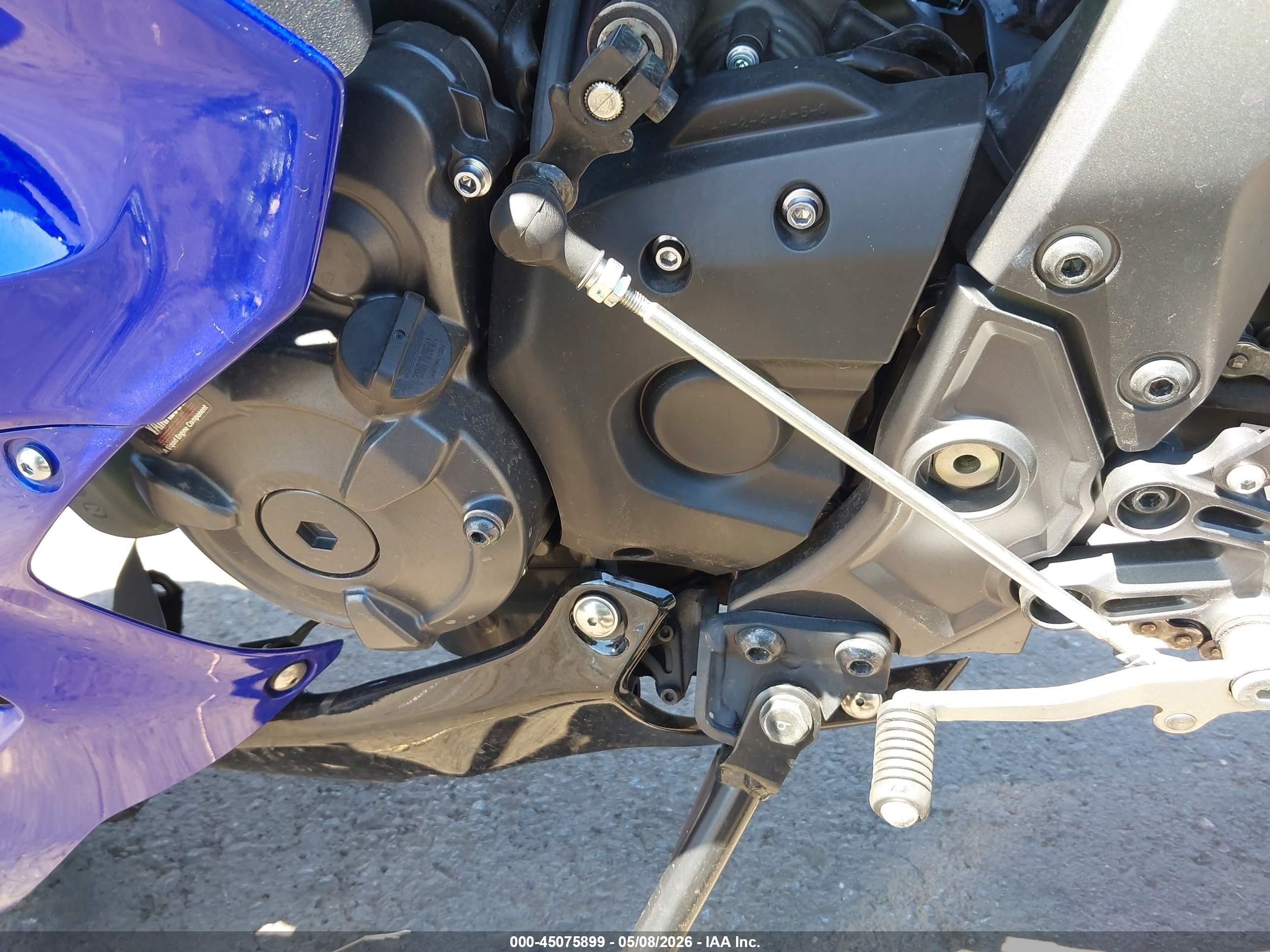 2025 Yamaha YZFR7 VIN JYARM38E8SA015755 IAAI salvage auction — Front End, Salvage (Arizona), sold $3,000 on 2026-07-07 (photo 9)