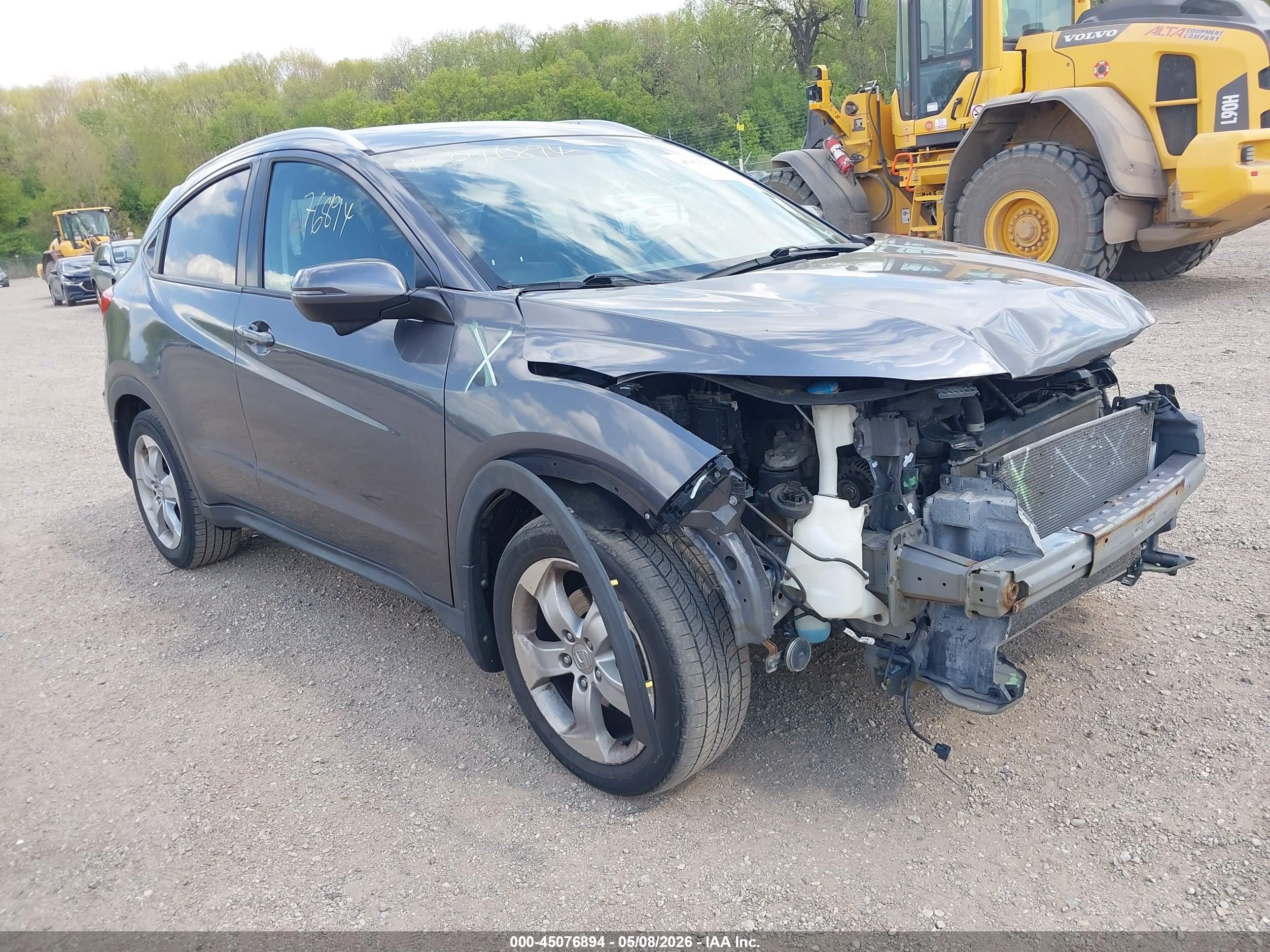 2016 Honda HR-V VIN 3CZRU6H7XGM723324 IAAI salvage auction — Front End, Salvage (Illinois), sold $2,300 on 2026-07-12 (photo 1)