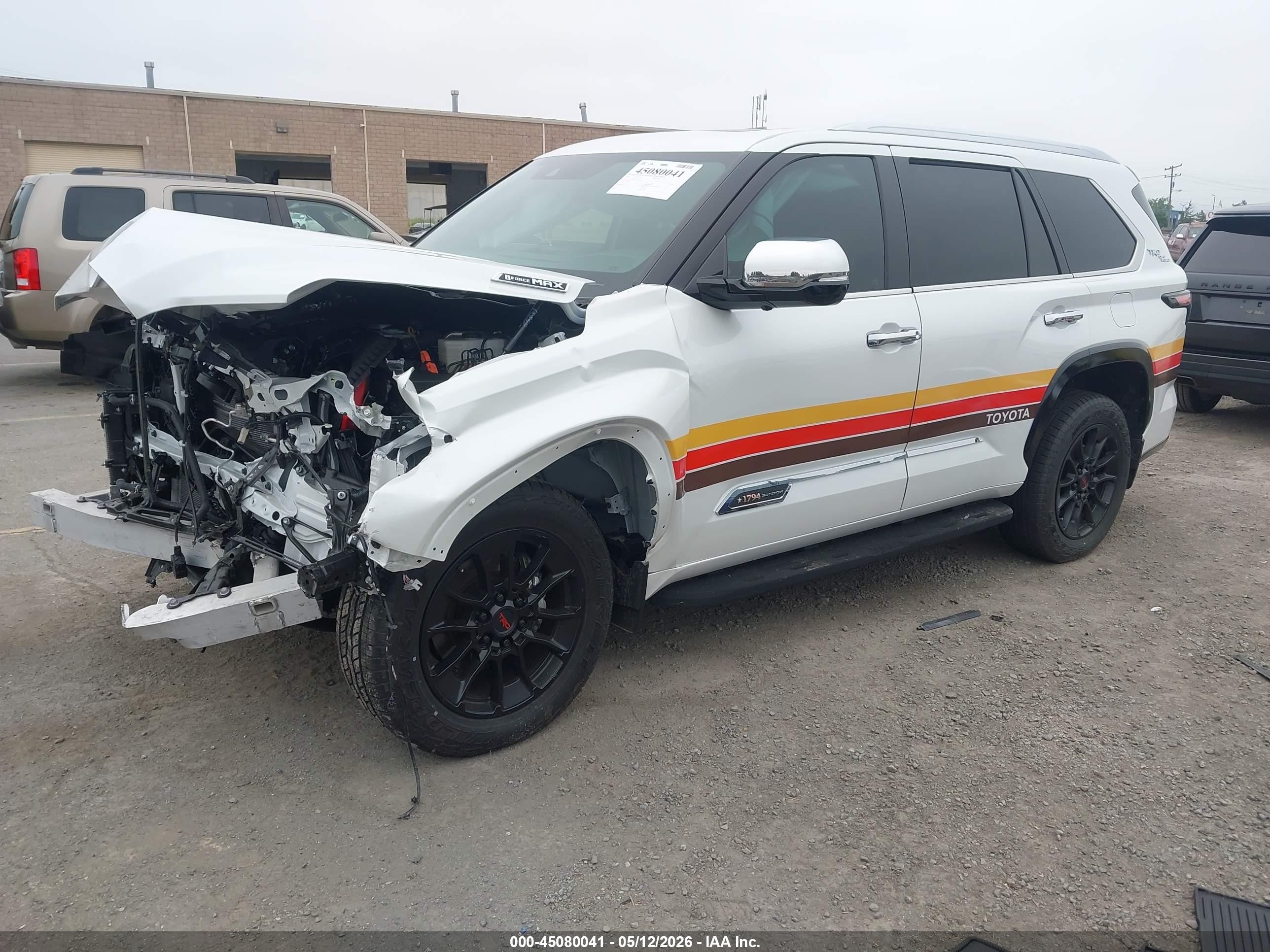 2025 Toyota Sequoia VIN 7SVAAABA1SX054534 IAAI salvage auction — Front End, Salvage (California), sold $19,900 on 2026-08-10 (photo 2)
