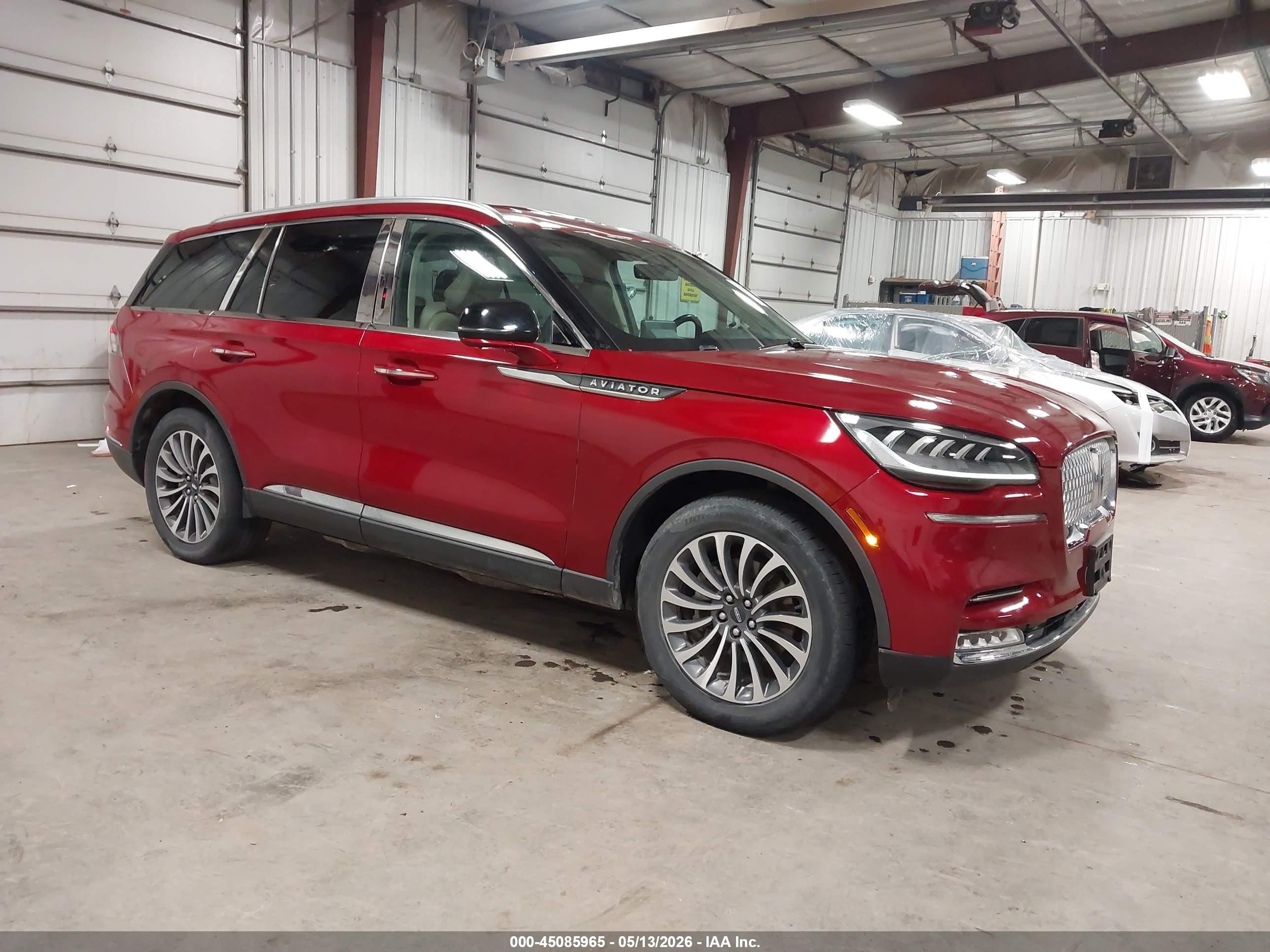 2020 Lincoln Aviator VIN 5LM5J7XC9LGL02631 — IAAI salvage auction photo