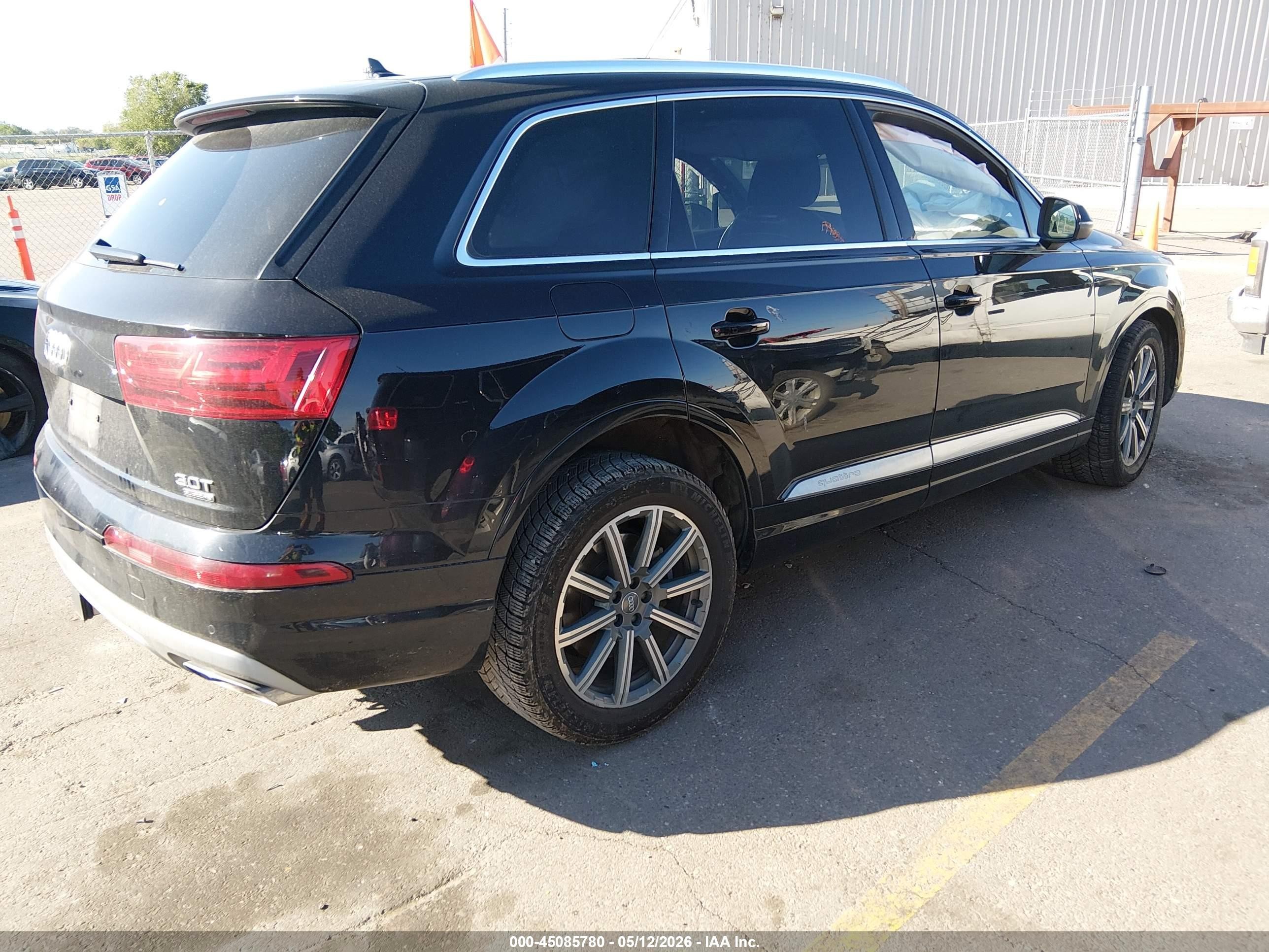 2018 Audi Q7 VIN WA1LAAF72JD018007 IAAI salvage auction — Unknown, Salvage (Utah), sold $3,750 on 2026-07-09 (photo 4)