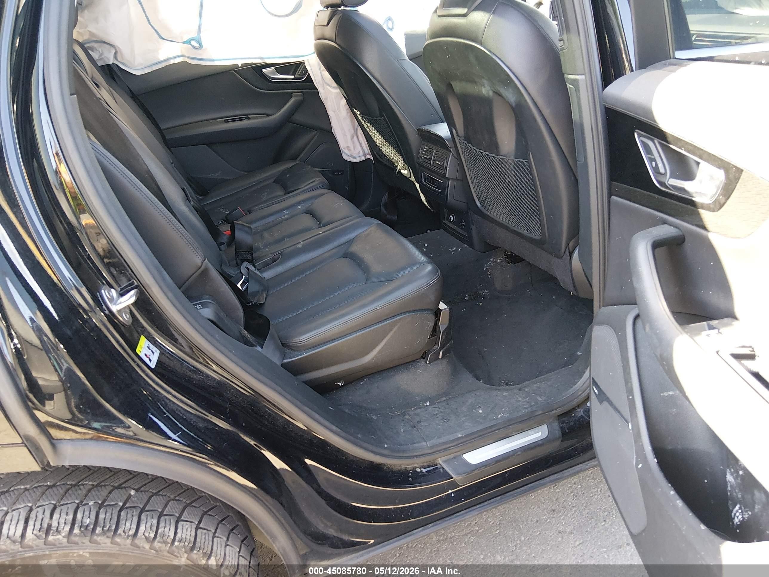 2018 Audi Q7 VIN WA1LAAF72JD018007 IAAI salvage auction — Unknown, Salvage (Utah), sold $3,750 on 2026-07-09 (photo 8)