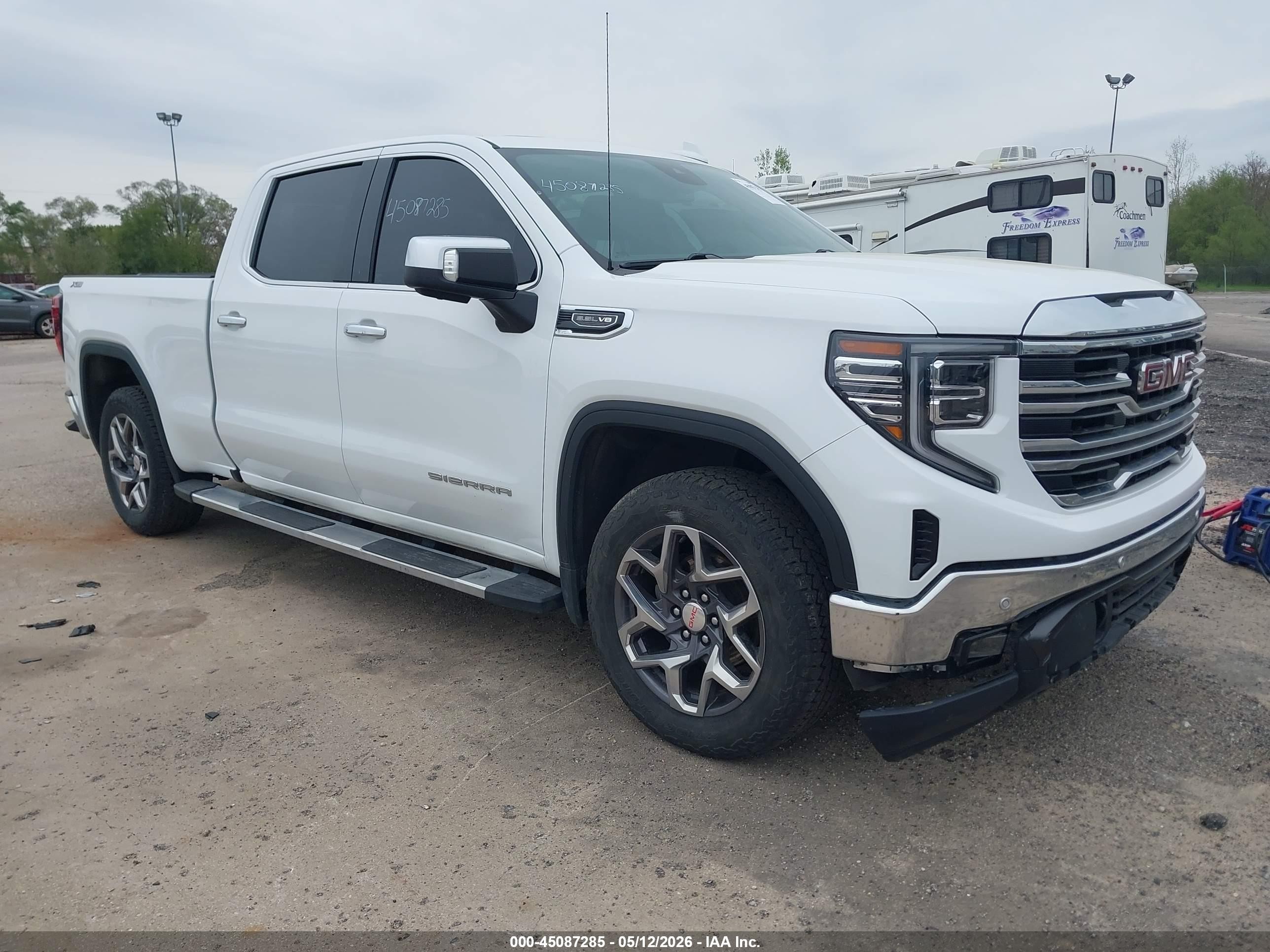2022 GMC Sierra 1500 VIN 3GTUUDED5NG660496 — IAAI salvage auction photo