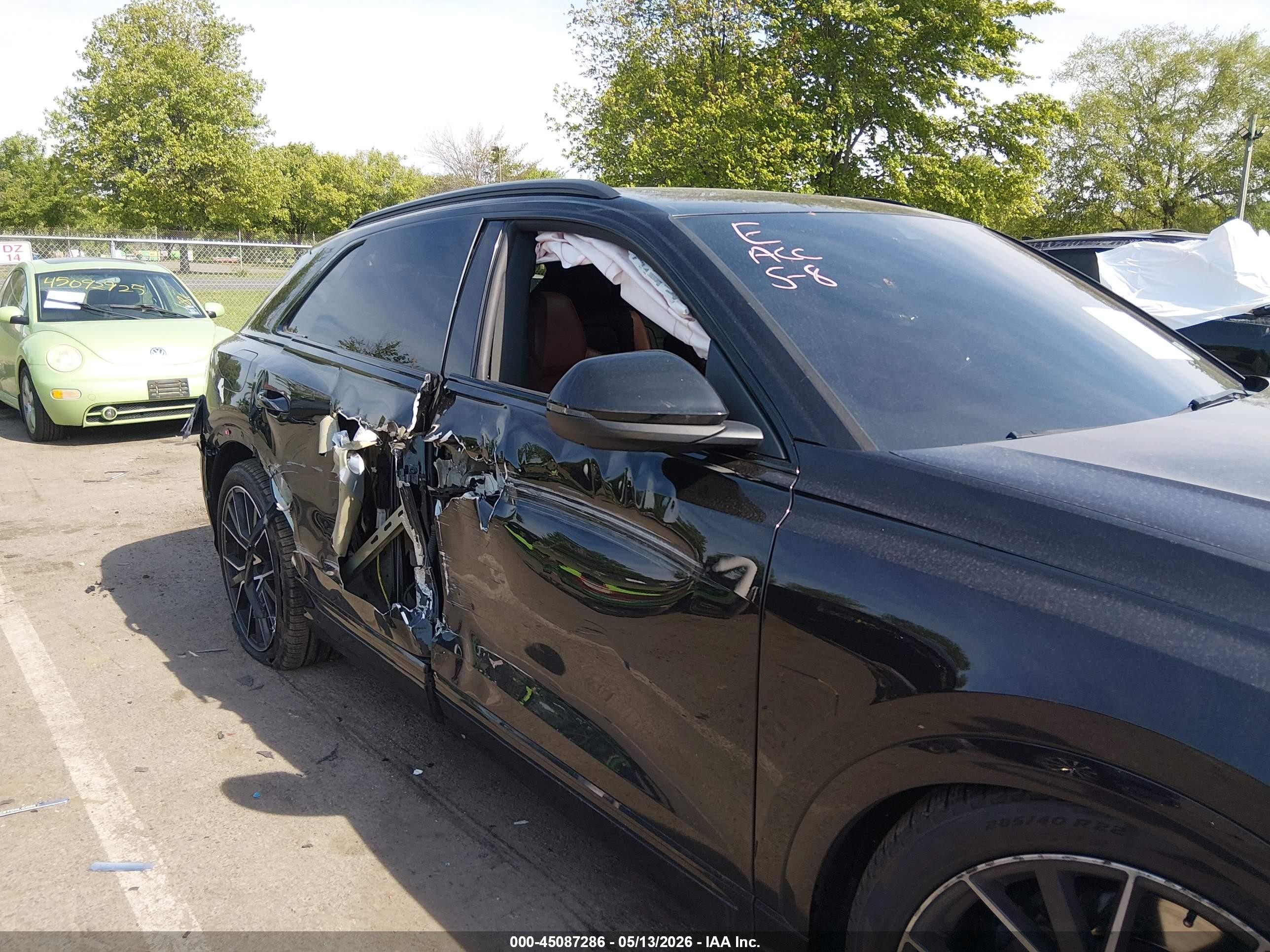 2021 Audi Sq8 VIN WA1AWBF11MD043009 IAAI salvage auction — Side, Salvage (New Jersey), sold $25,000 on 2026-08-12 (photo 6)