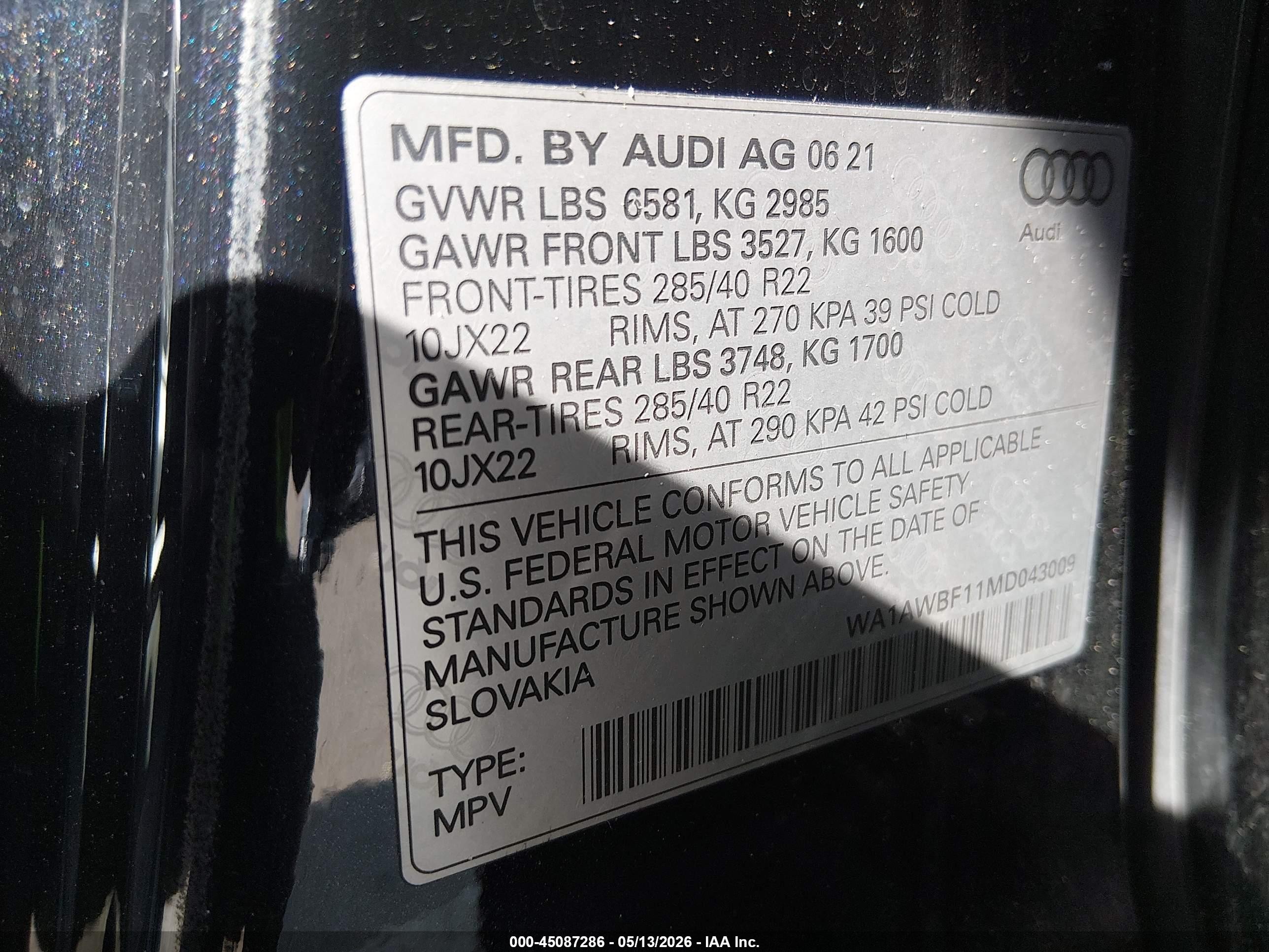 2021 Audi Sq8 VIN WA1AWBF11MD043009 IAAI salvage auction — Side, Salvage (New Jersey), sold $25,000 on 2026-08-12 (photo 9)