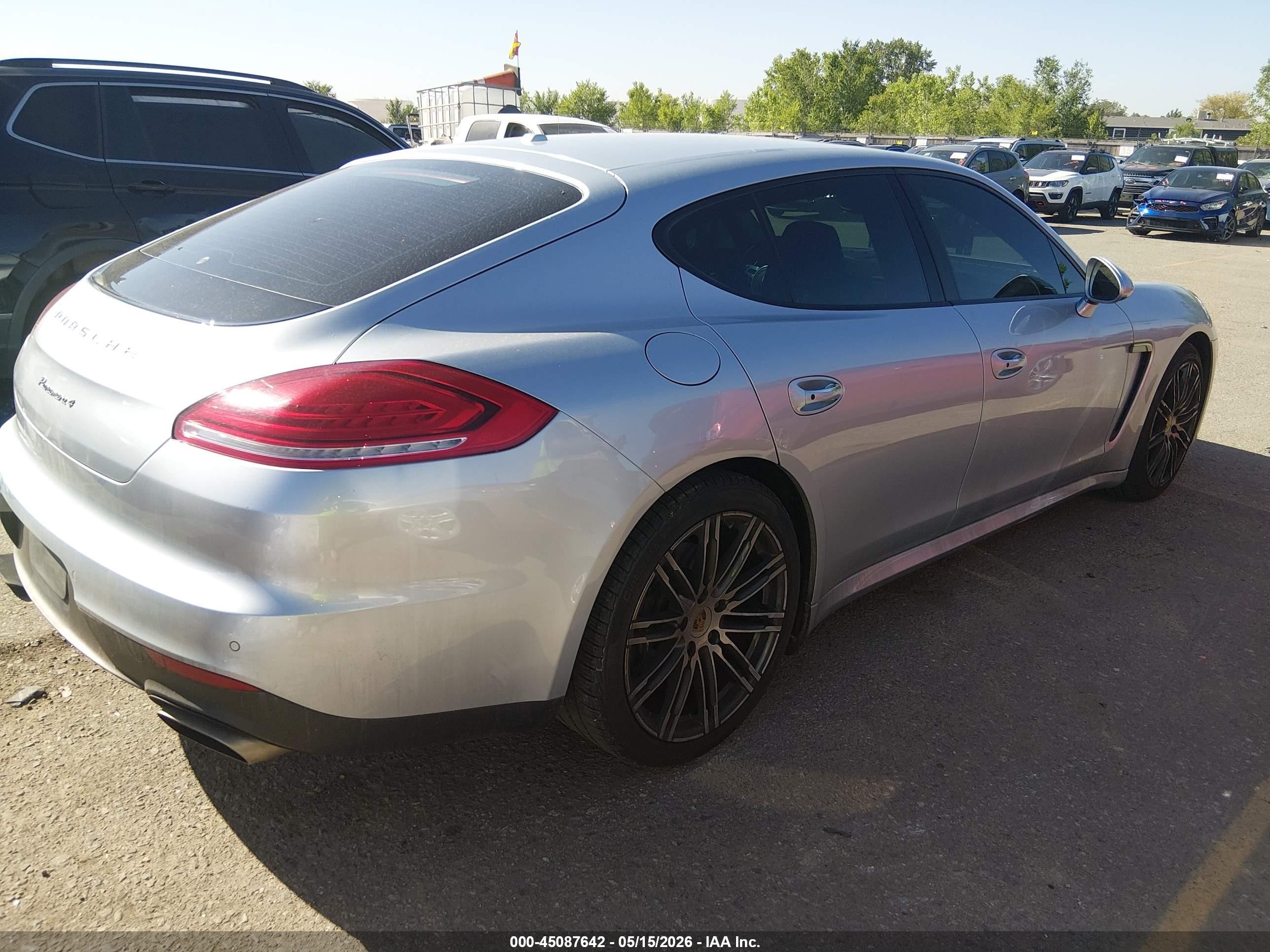 2015 Porsche Panamera VIN WP0AA2A76FL003310 IAAI salvage auction — Undercarriage, Salvage (Colorado), sold $4,025 on 2026-06-30 (photo 4)
