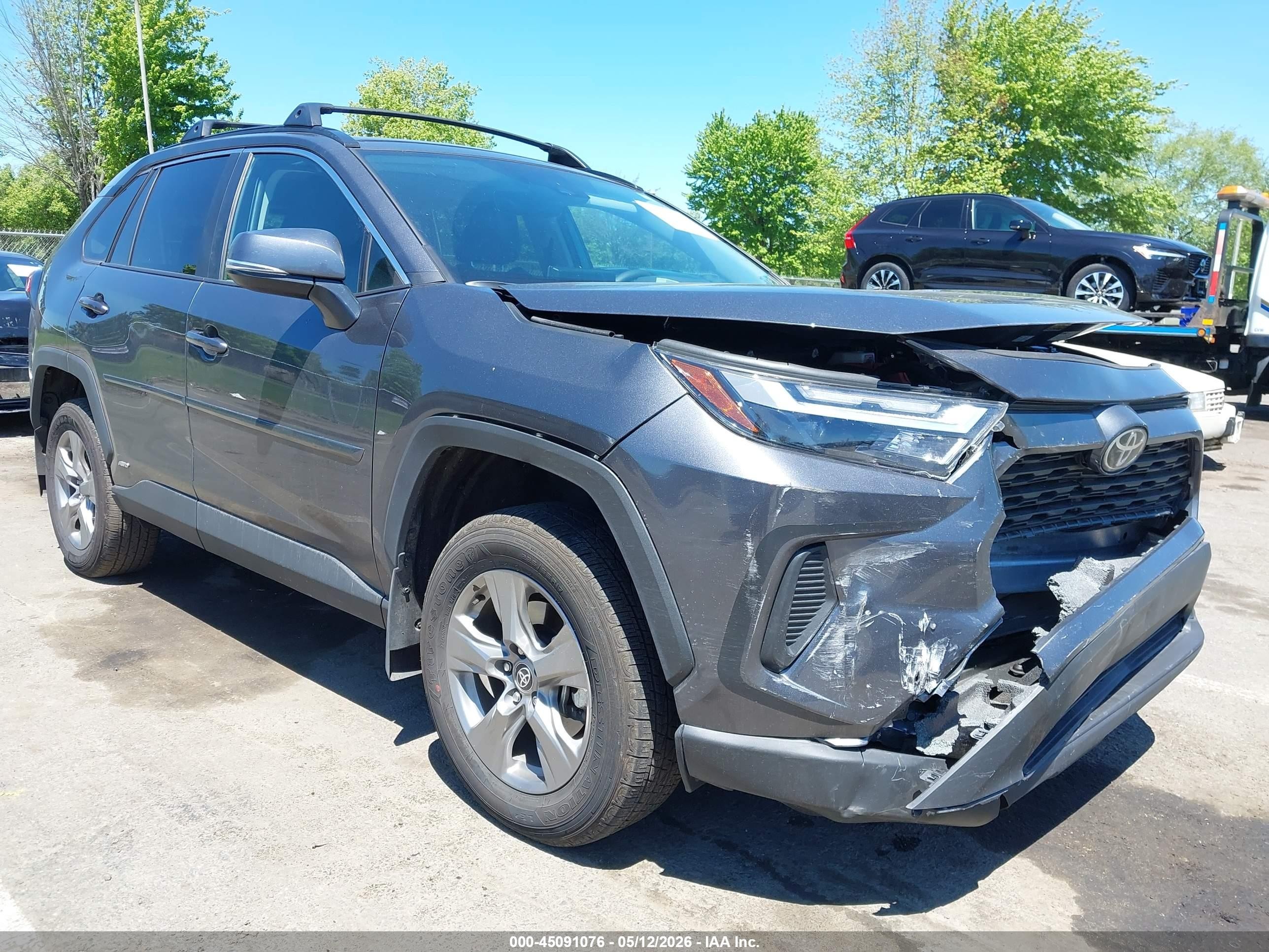 2025 Toyota RAV4 Hybrid VIN 4T3RWRFV7SU214687 — IAAI salvage auction photo