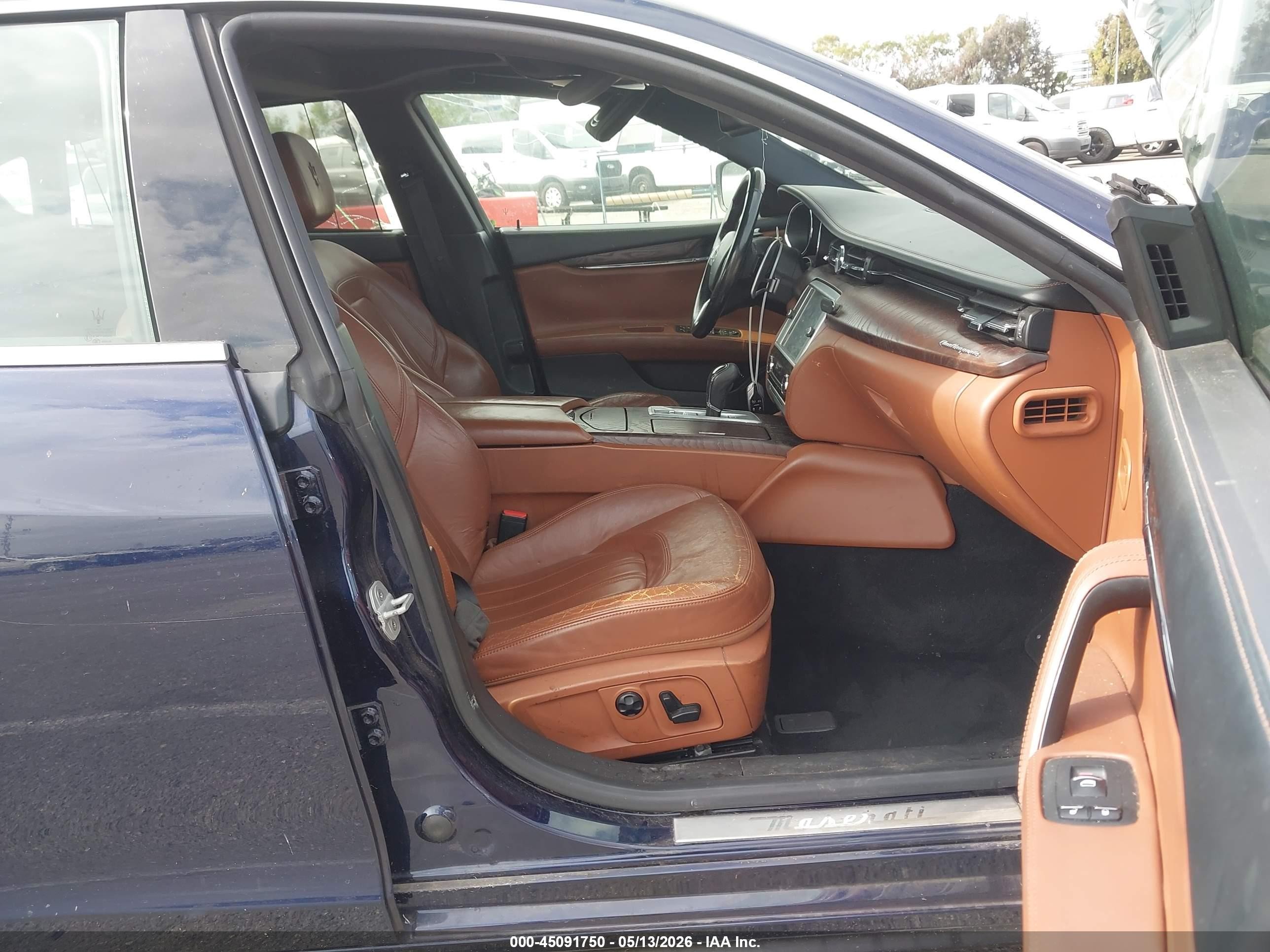 2015 Maserati Quattroporte VIN ZAM56RRA2F1142658 IAAI salvage auction — Normal Wear, Clear - Dealer Only (California), sold $2,000 on 2026-07-09 (photo 5)