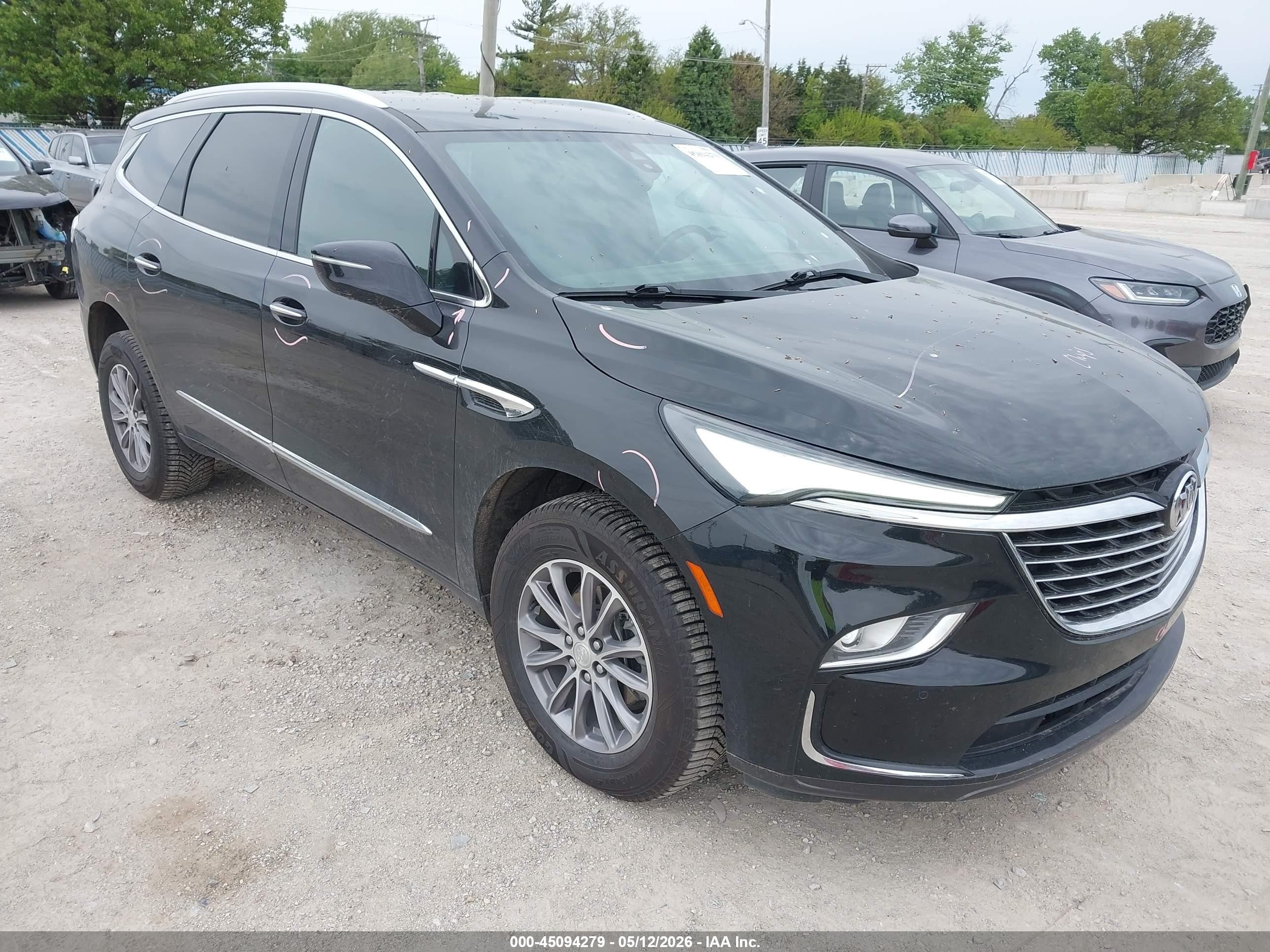 2022 Buick Enclave VIN 5GAEVBKW5NJ120674 — IAAI salvage auction photo