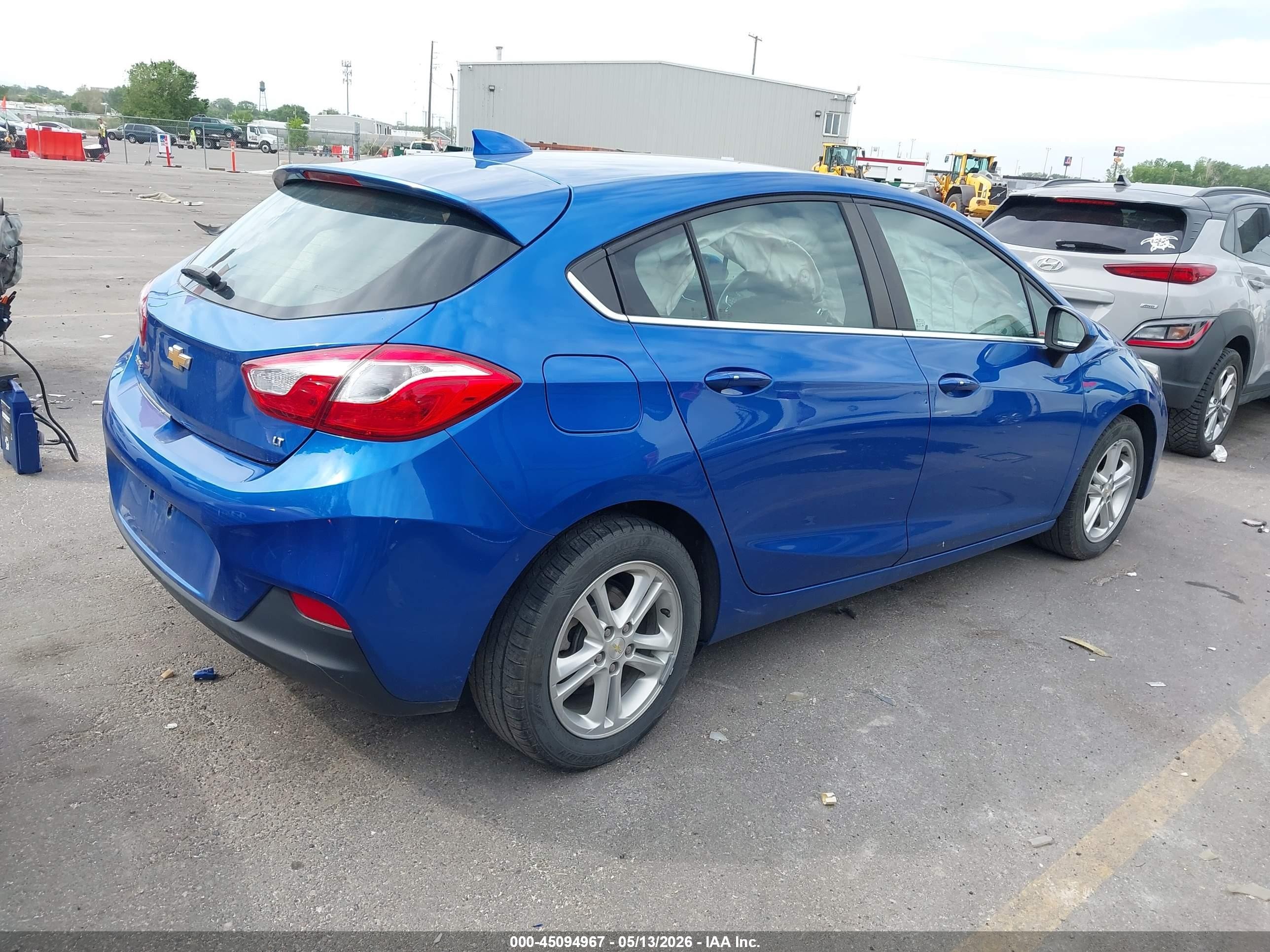 2018 Chevrolet Cruze VIN 3G1BE6SM0JS651967 IAAI salvage auction — Side, Salvage (Idaho), sold $1,800 on 2026-07-09 (photo 4)