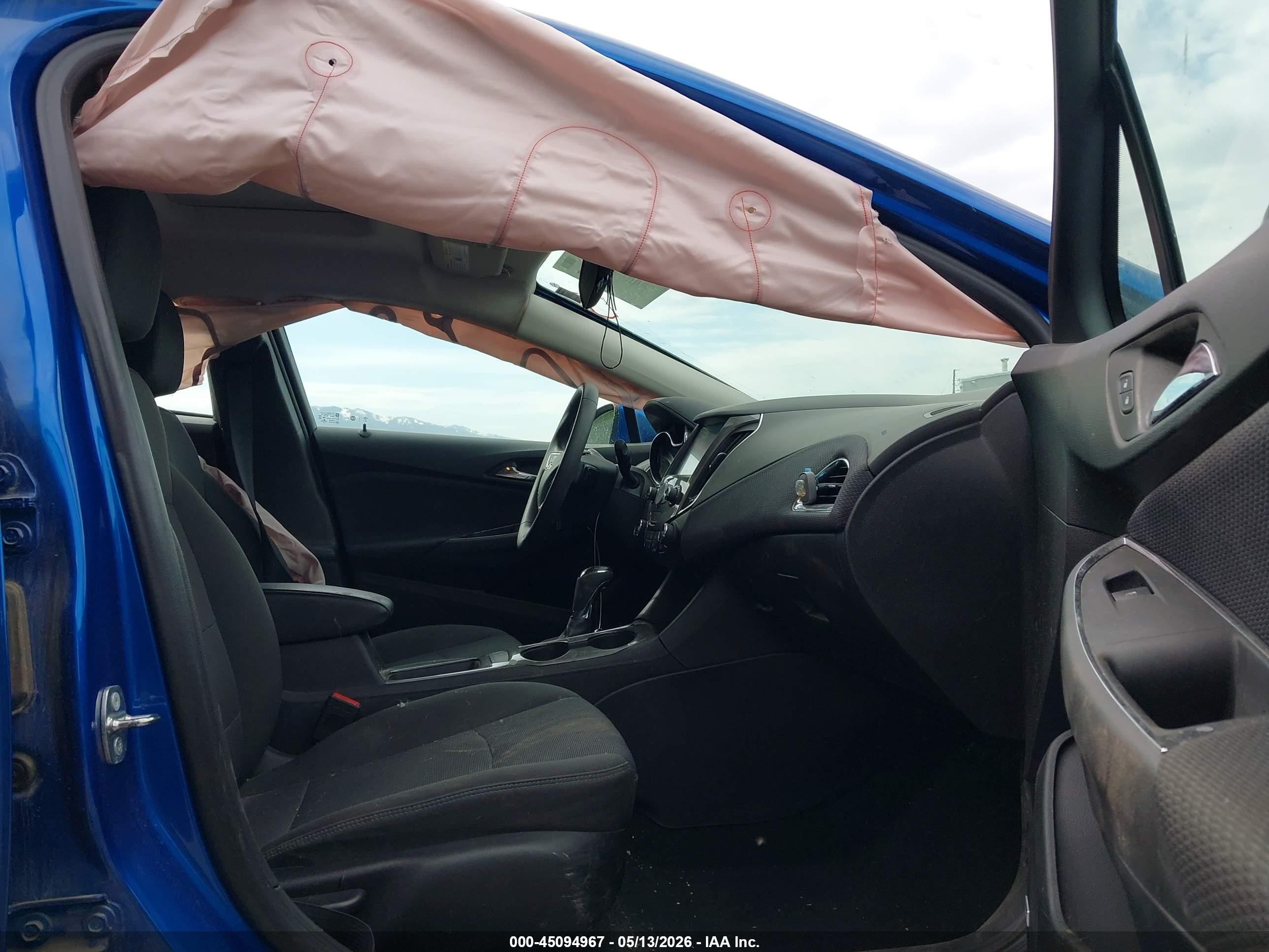 2018 Chevrolet Cruze VIN 3G1BE6SM0JS651967 IAAI salvage auction — Side, Salvage (Idaho), sold $1,800 on 2026-07-09 (photo 5)