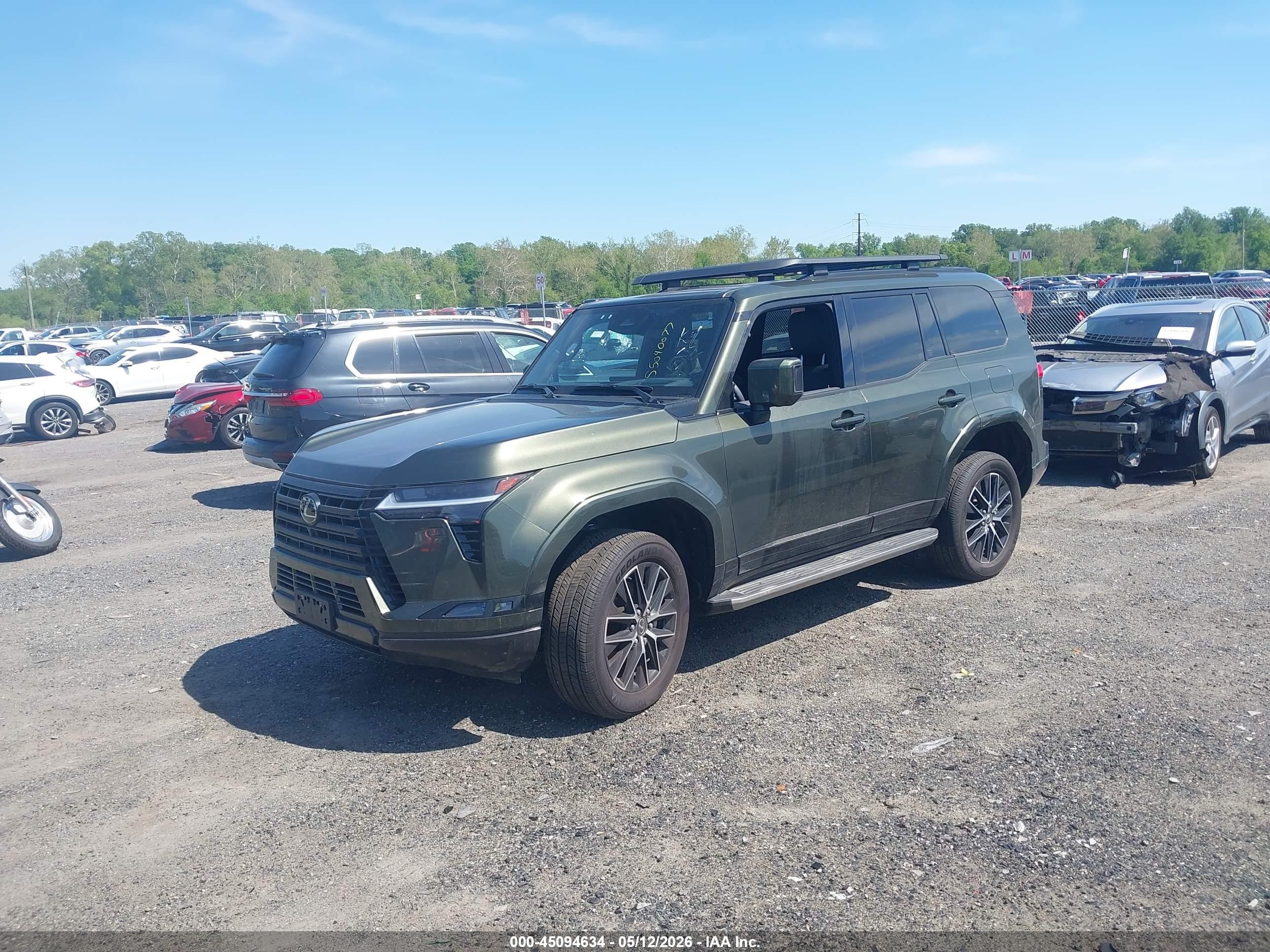 2025 Lexus Gx VIN JTJTBCDX9S5040077 IAAI salvage auction — Unknown, Salvage (District Of Columbia), sold $65,500 on 2026-09-11 (photo 2)