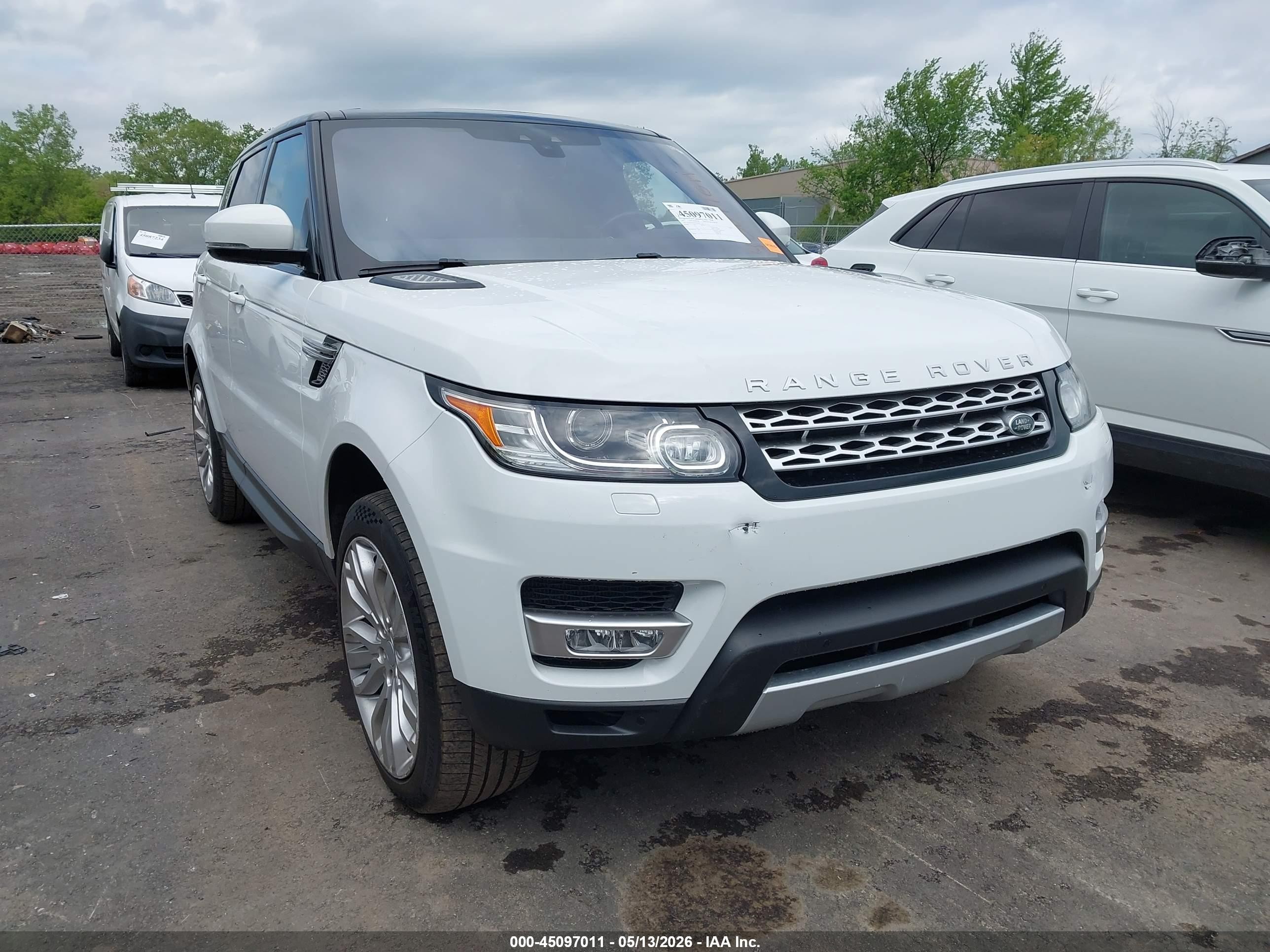 2017 Land Rover Range Rover Sport VIN SALWR2FVXHA141381 — IAAI salvage auction photo
