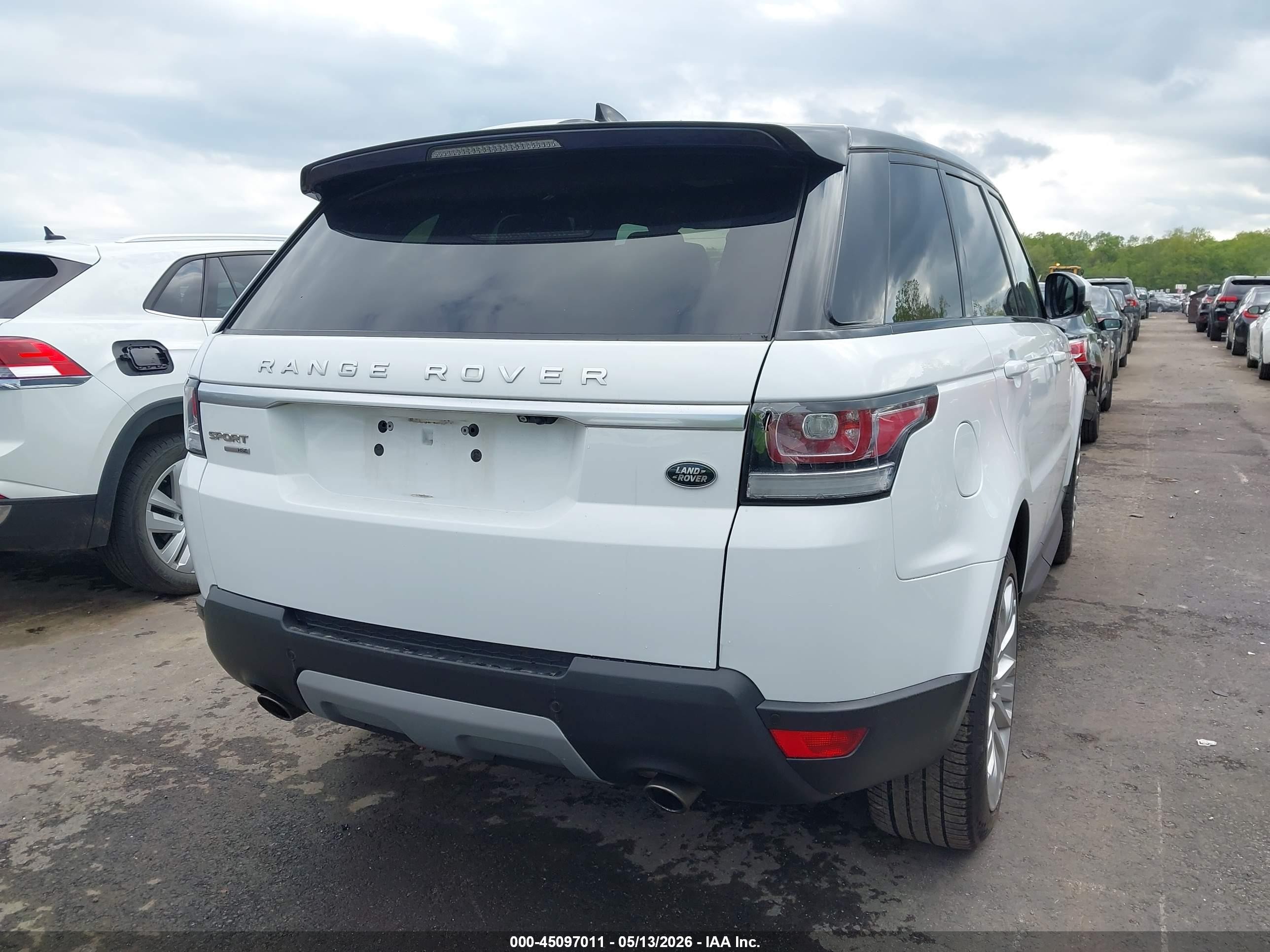 2017 Land Rover Range Rover Sport VIN SALWR2FVXHA141381 IAAI salvage auction — Hail, Salvage (Ohio), sold $8,975 on 2026-07-05 (photo 4)