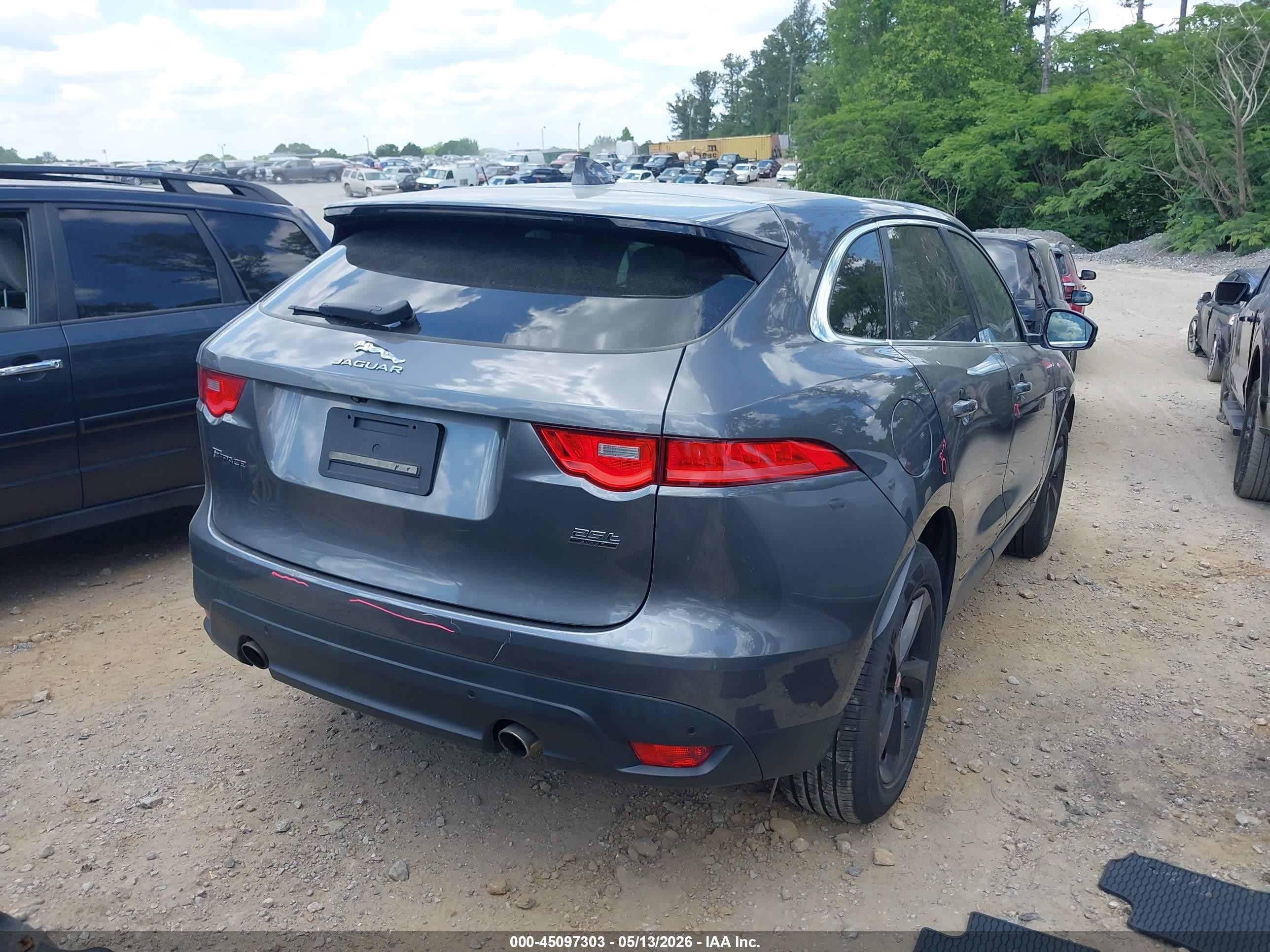 2019 Jaguar F-Pace VIN SADCK2FX0KA357283 IAAI salvage auction — Front End, Salvage (Georgia), sold $4,650 on 2026-09-11 (photo 4)