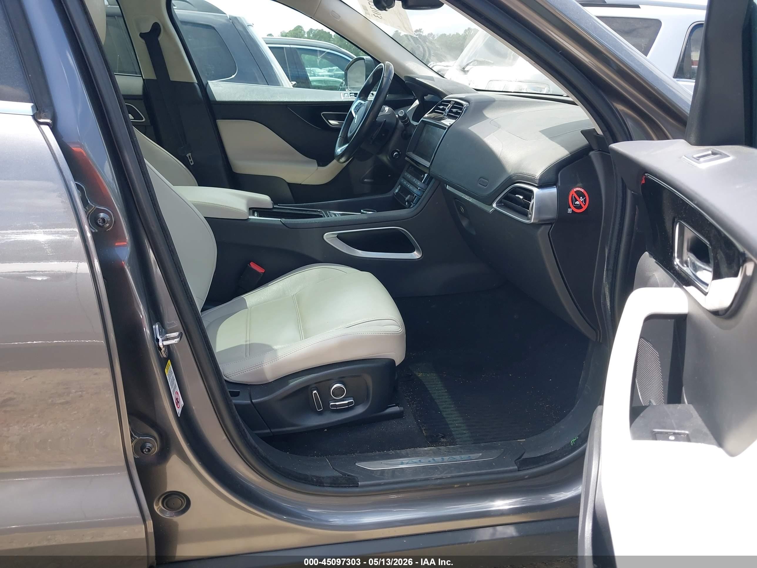 2019 Jaguar F-Pace VIN SADCK2FX0KA357283 IAAI salvage auction — Front End, Salvage (Georgia), sold $4,650 on 2026-09-11 (photo 5)