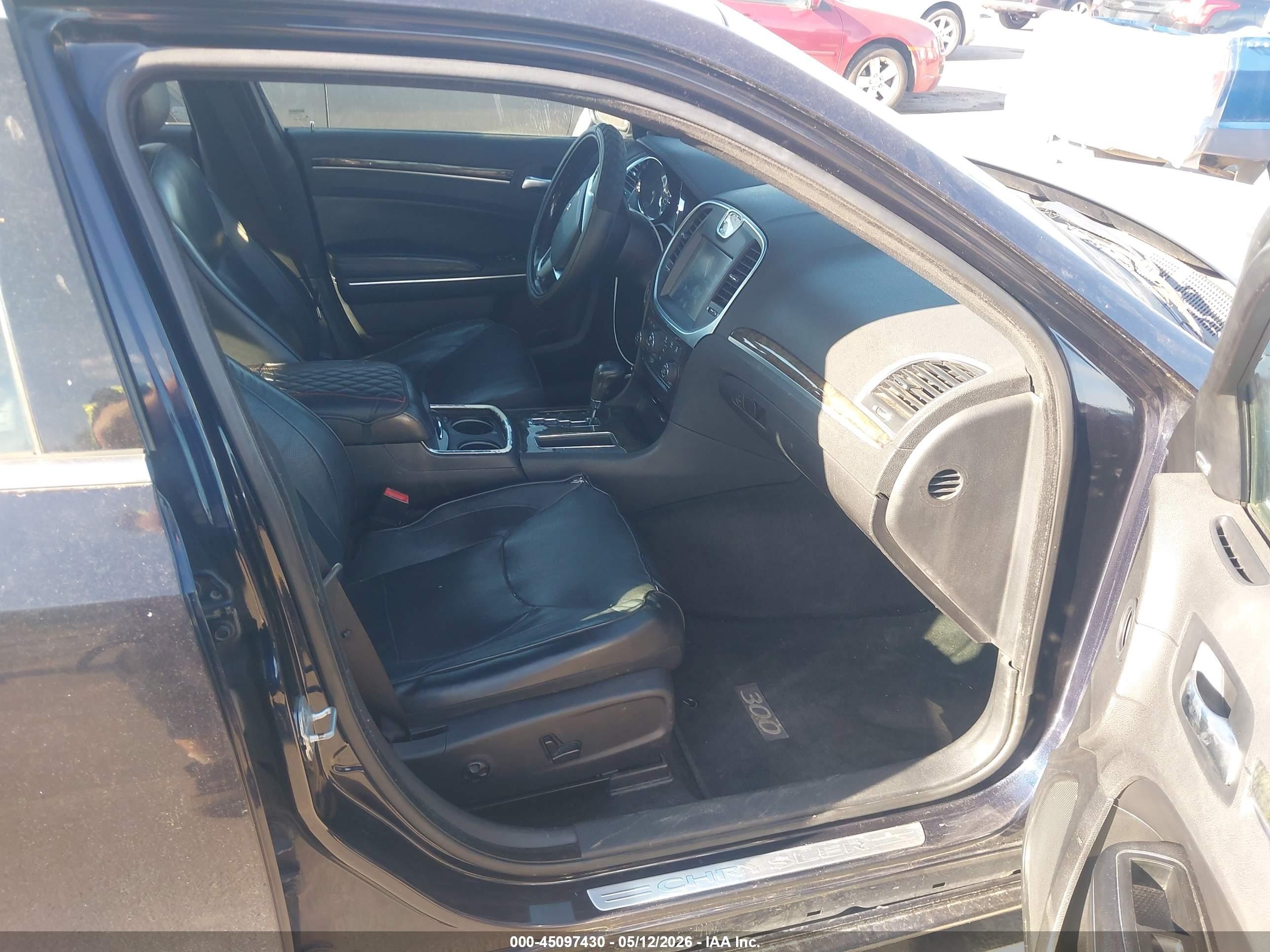2011 Chrysler 300 VIN 2C3CA6CT3BH538214 IAAI salvage auction — Normal Wear, Salvage (Texas), sold $350 on 2026-07-09 (photo 5)