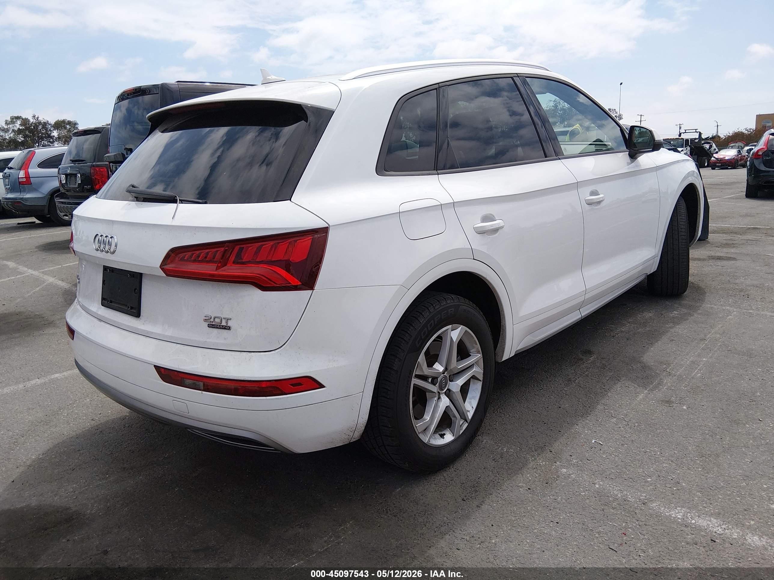 2018 Audi Q5 VIN WA1ANAFY3J2133005 IAAI salvage auction — Unknown, Salvage (California), sold $7,150 on 2026-07-09 (photo 4)