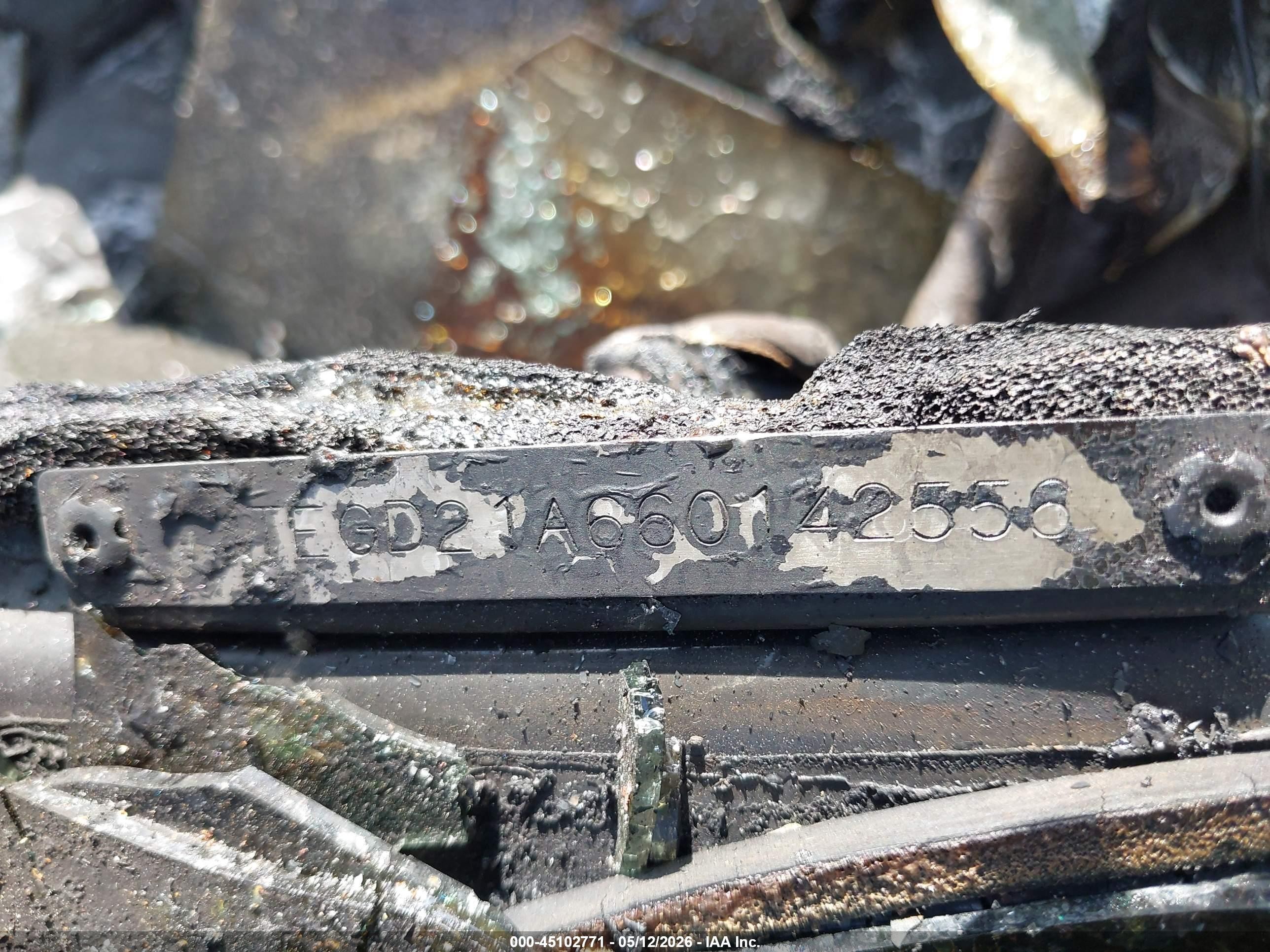 2006 Toyota Highlander VIN JTEGD21A660142556 IAAI salvage auction — Burn Engine, Non-Repairable (California), sold $200 on 2026-07-09 (photo 9)