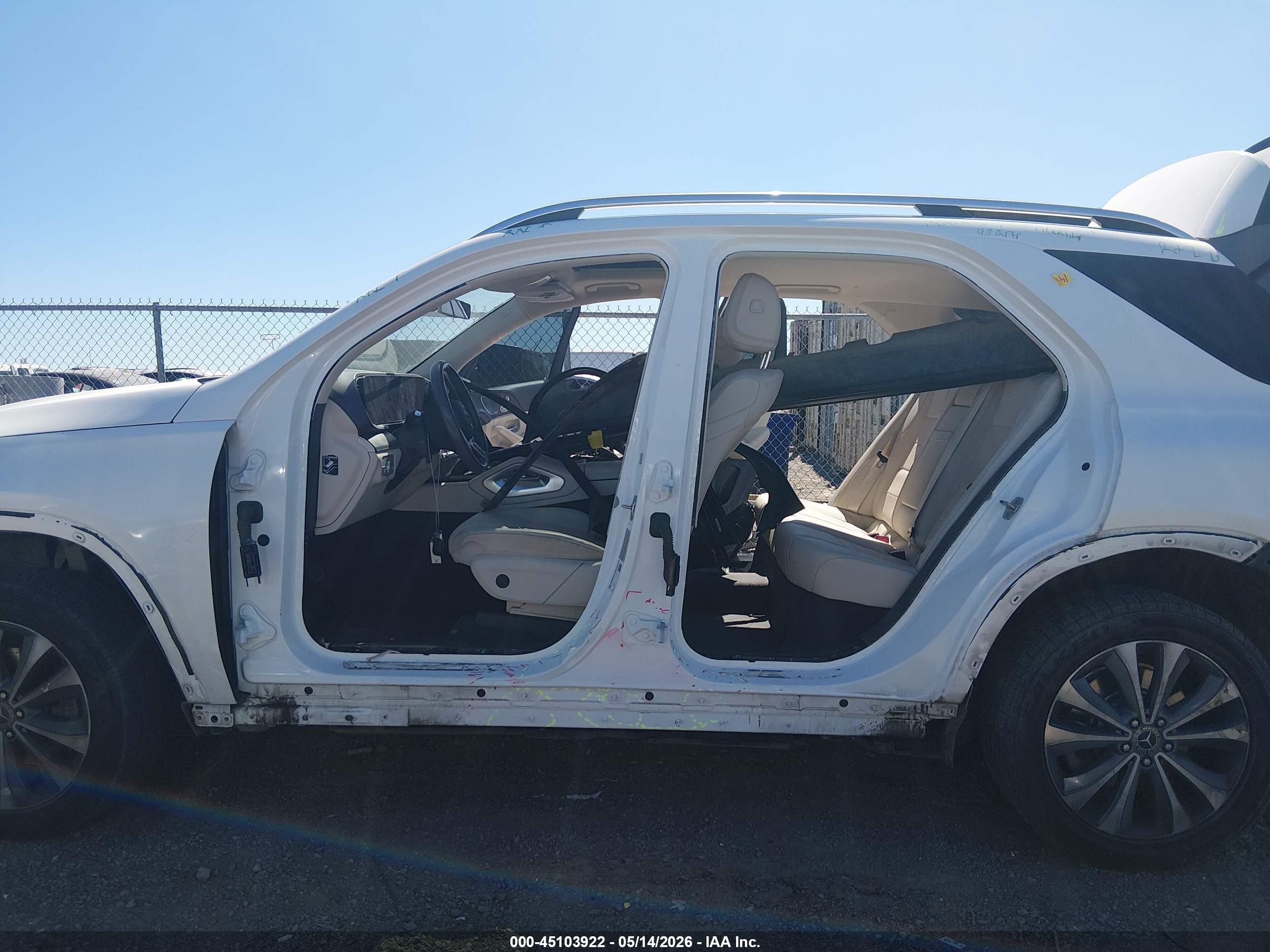 2020 Mercedes-Benz GLE-Class VIN 4JGFB4KB3LA012261 IAAI salvage auction — Side, Clear (Tennessee), sold $16,950 on 2026-07-02 (photo 6)