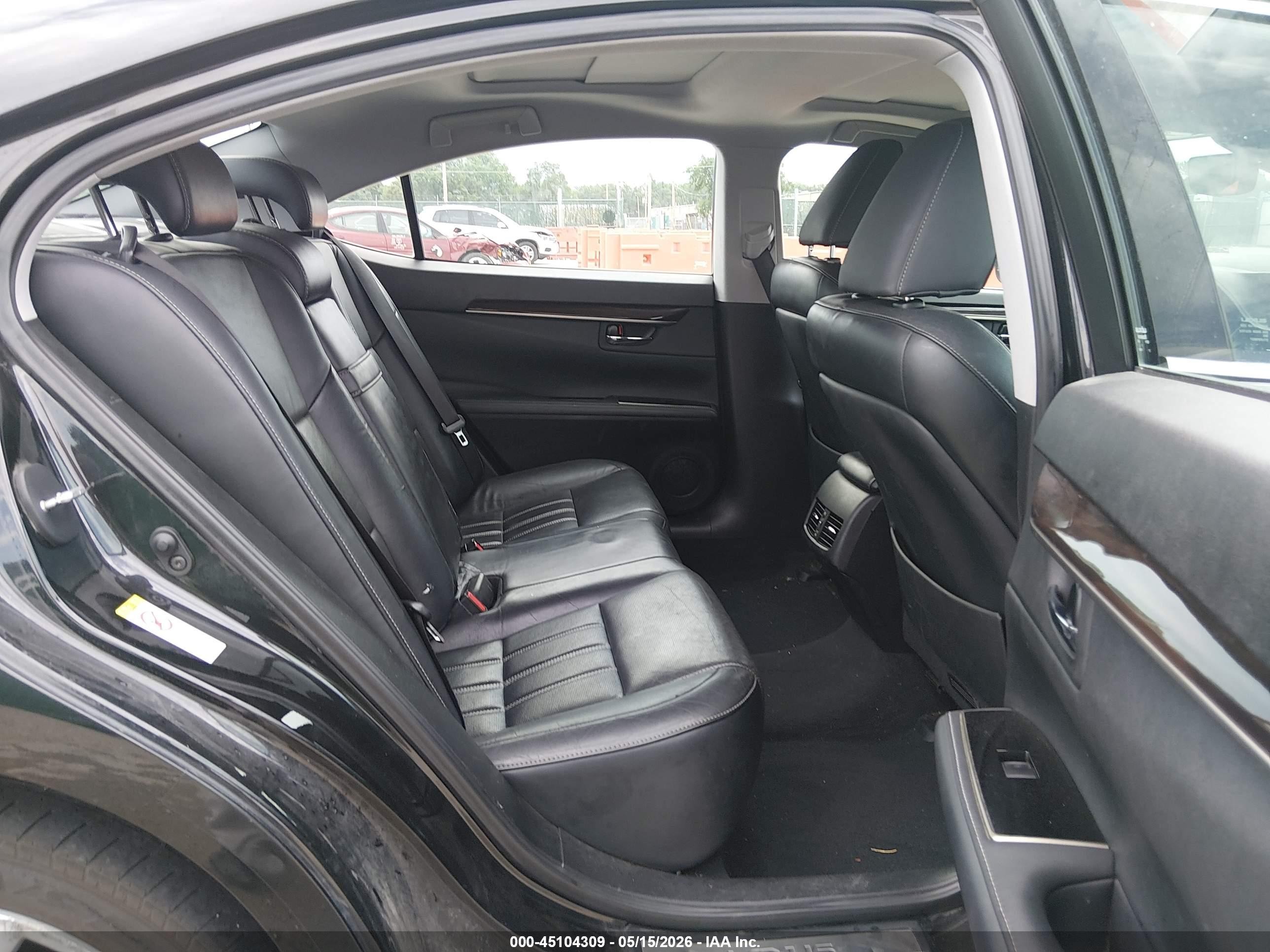 2018 Lexus ES VIN 58ABK1GG0JU090311 IAAI salvage auction — Hail, Salvage (Kansas), sold $8,425 on 2026-08-28 (photo 8)