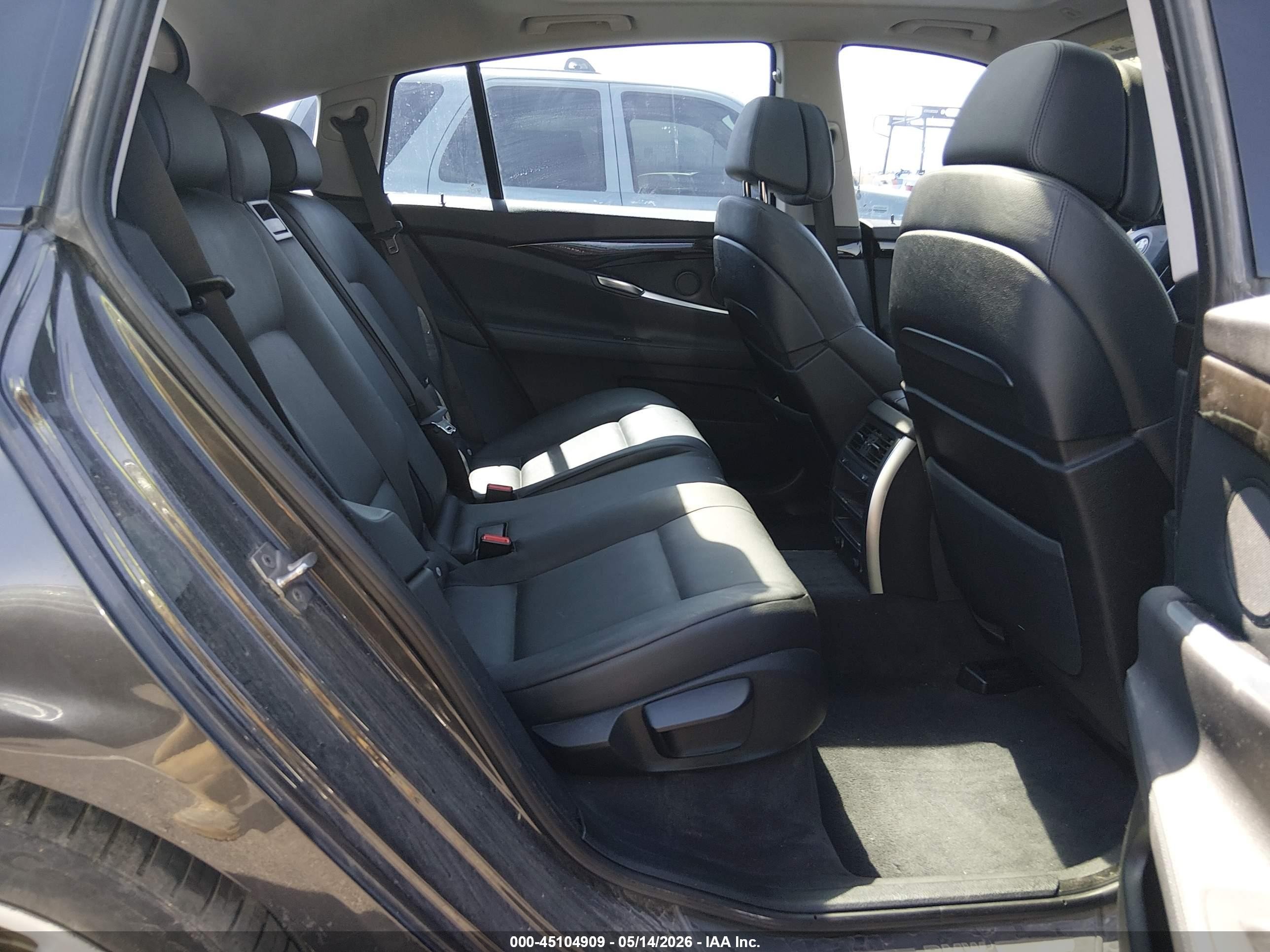 2011 BMW 5 Series VIN WBASN4C57BC210005 IAAI salvage auction — Normal Wear, Clear (Texas), sold $1,850 on 2026-06-12 (photo 8)