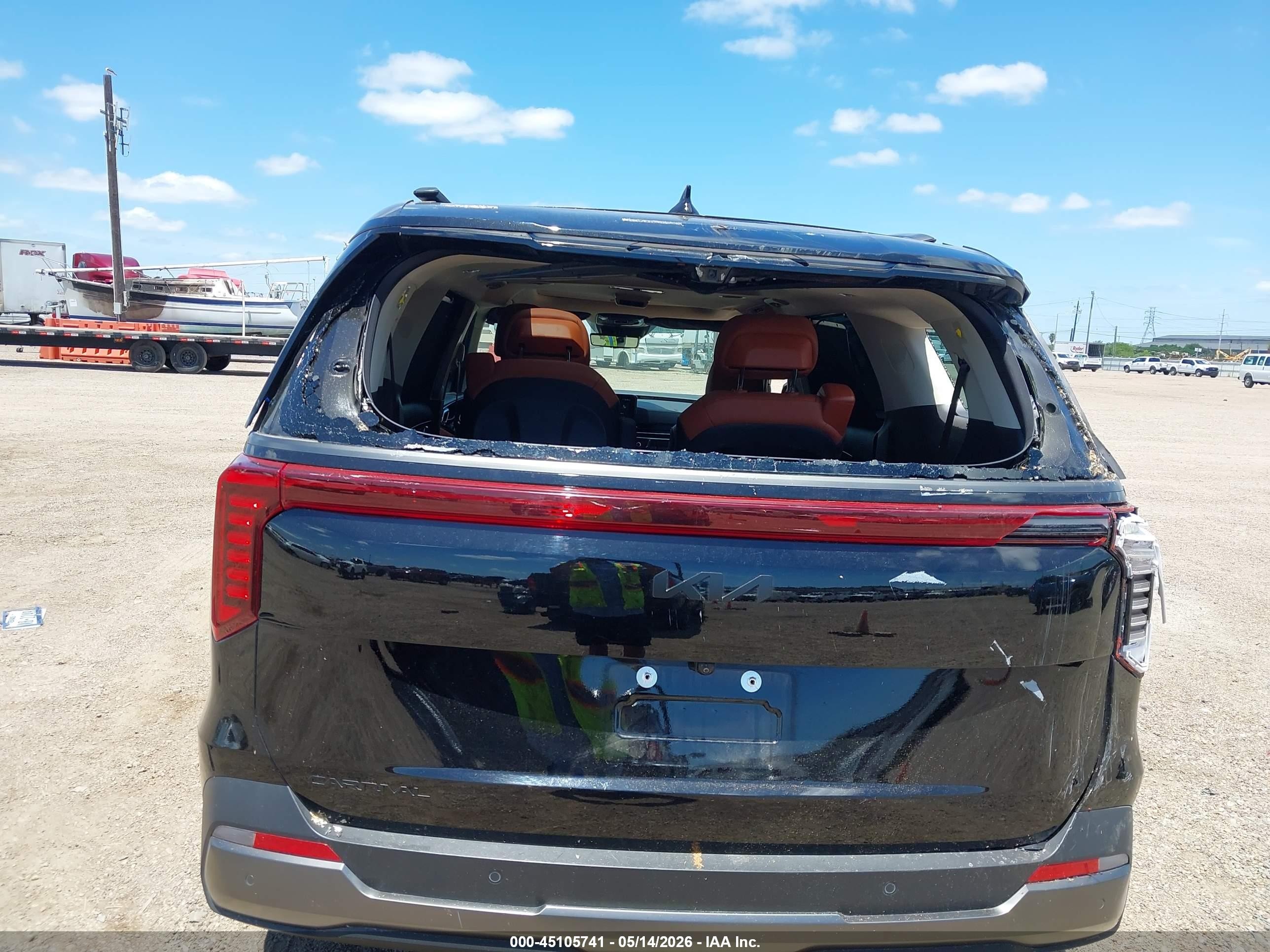 2026 Kia Carnival VIN KNDNE5K30T6580153 IAAI salvage auction — Unknown, Original (Texas), sold $14,100 on 2026-08-12 (photo 6)