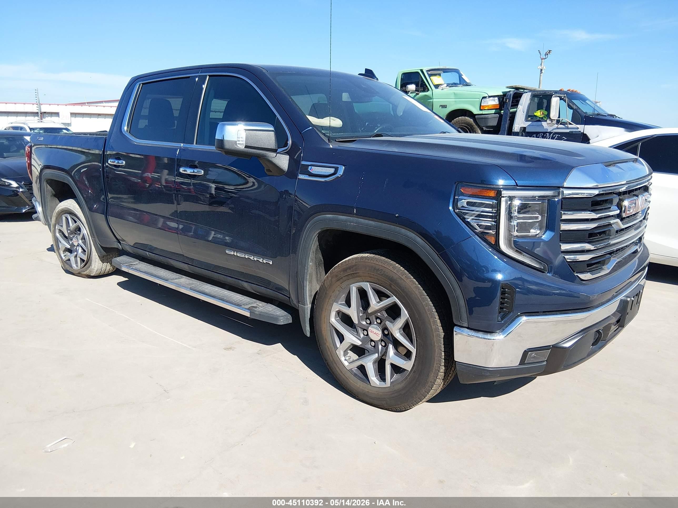 2023 GMC Sierra 1500 VIN 3GTUUDEL8PG221562 — IAAI salvage auction photo
