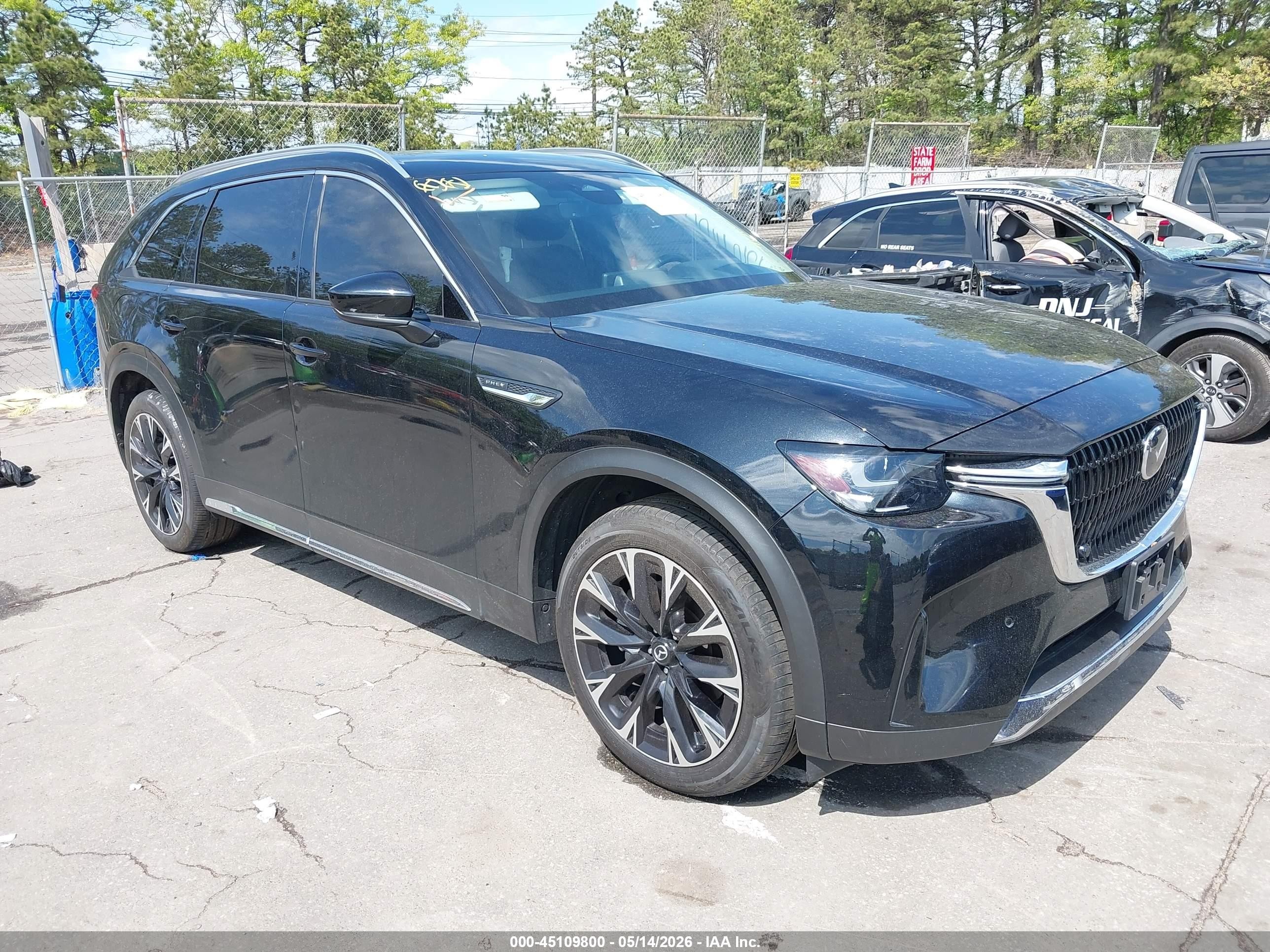 2024 Mazda CX-90 VIN JM3KKDHA8R1164196 — IAAI salvage auction photo