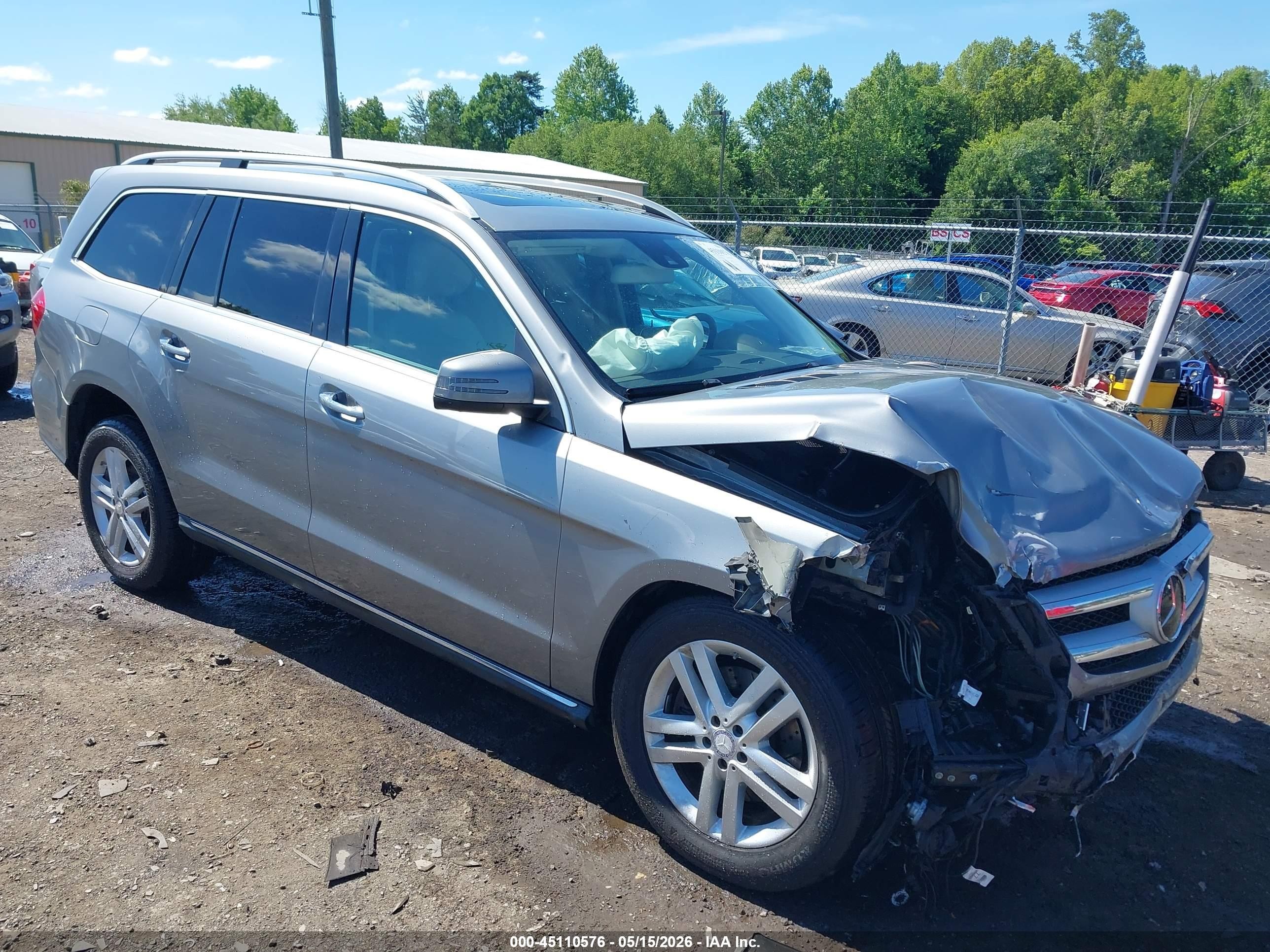2014 Mercedes-benz VIN 4JGDF2EE1EA364313 IAAI salvage auction — Front End, Clear (Virginia), sold $1,500 on 2026-09-06 (photo 1)