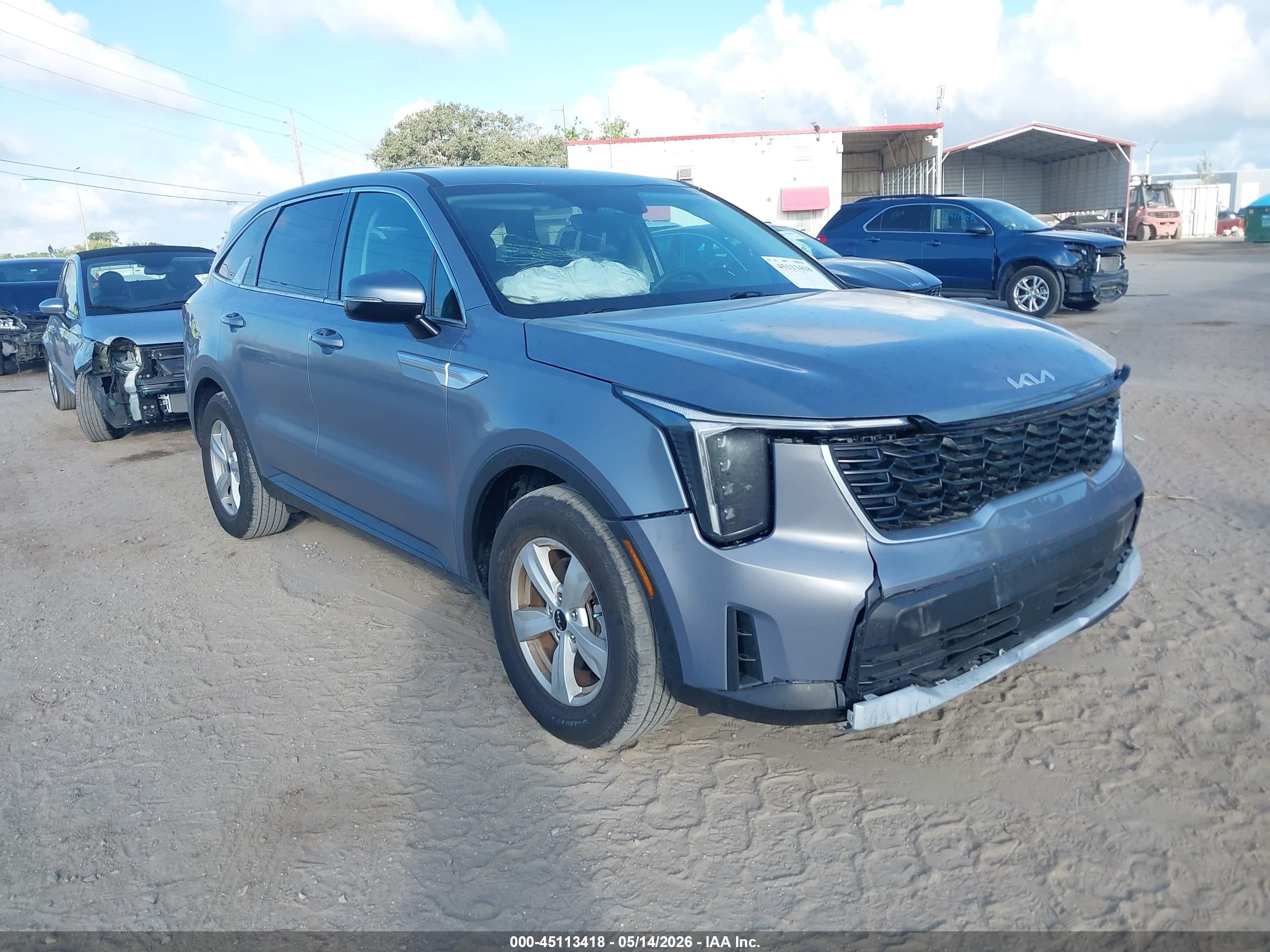 2025 Kia Sorento VIN 5XYRG4JC6SG310864 IAAI salvage auction — Front End, Rebuildable (Florida), sold $11,400 on 2026-07-06 (photo 1)