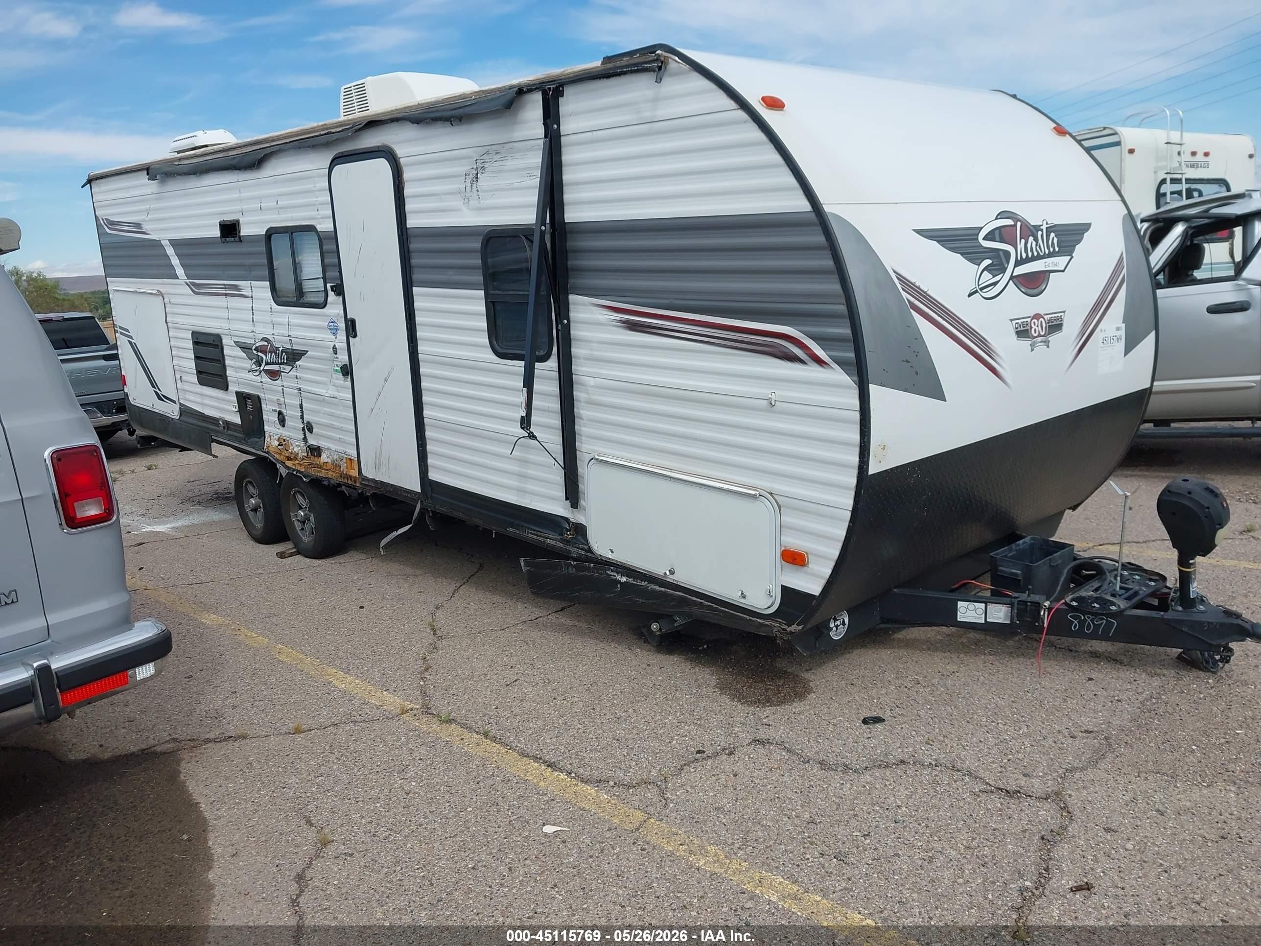 2022 Forest River Shasta VIN 5ZT2SSPB9NE018897 IAAI salvage auction — Side, Salvage (New Mexico), sold $3,950 on 2026-09-20 (photo 1)