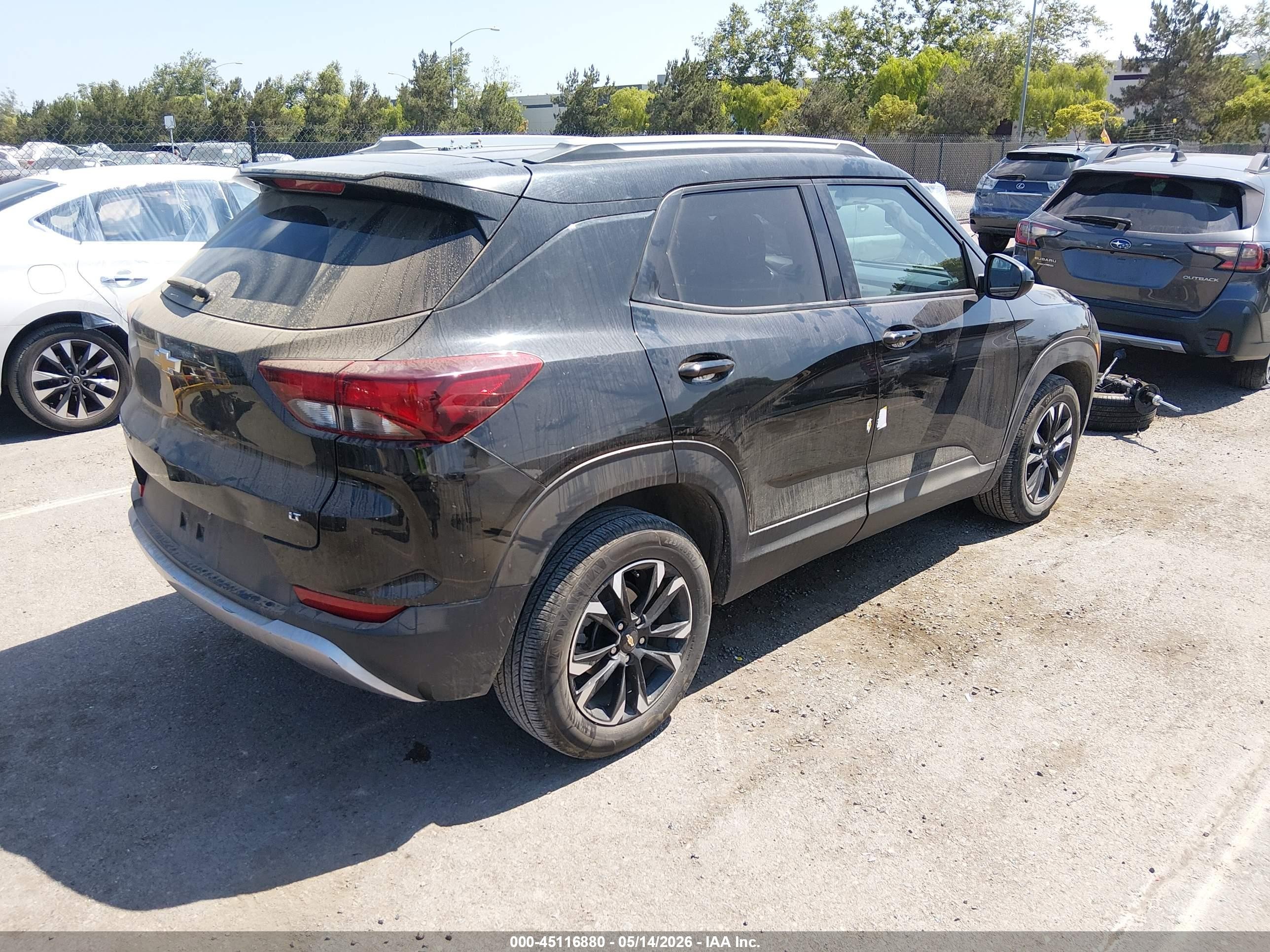 2022 Chevrolet Trailblazer VIN KL79MPSL2NB052279 IAAI salvage auction — Side, Salvage (California), sold $2,500 on 2026-09-13 (photo 4)