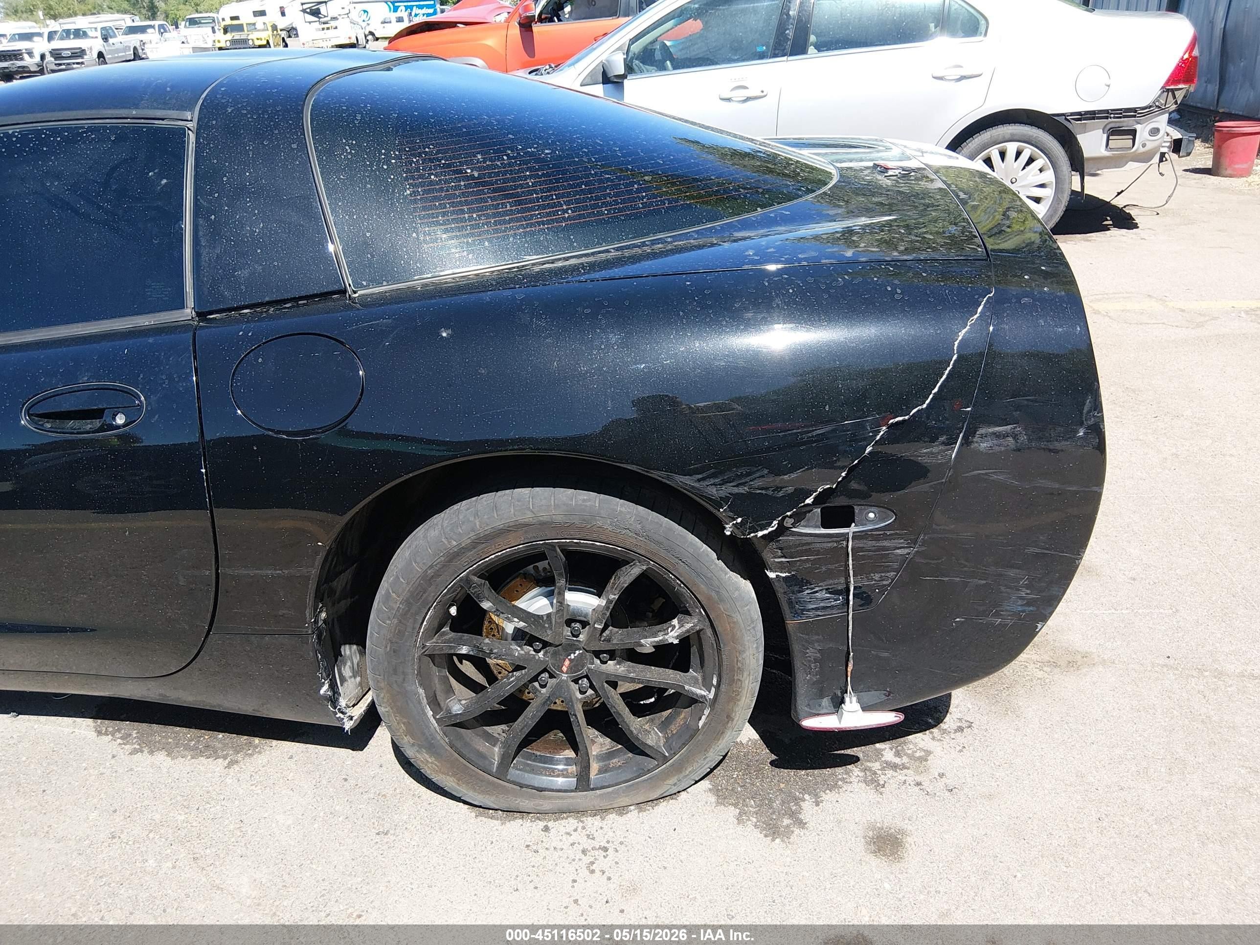 1997 Chevrolet Corvette VIN 1G1YY22G0V5104072 IAAI salvage auction — Side, Salvage (Utah), sold $3,425 on 2026-07-09 (photo 6)